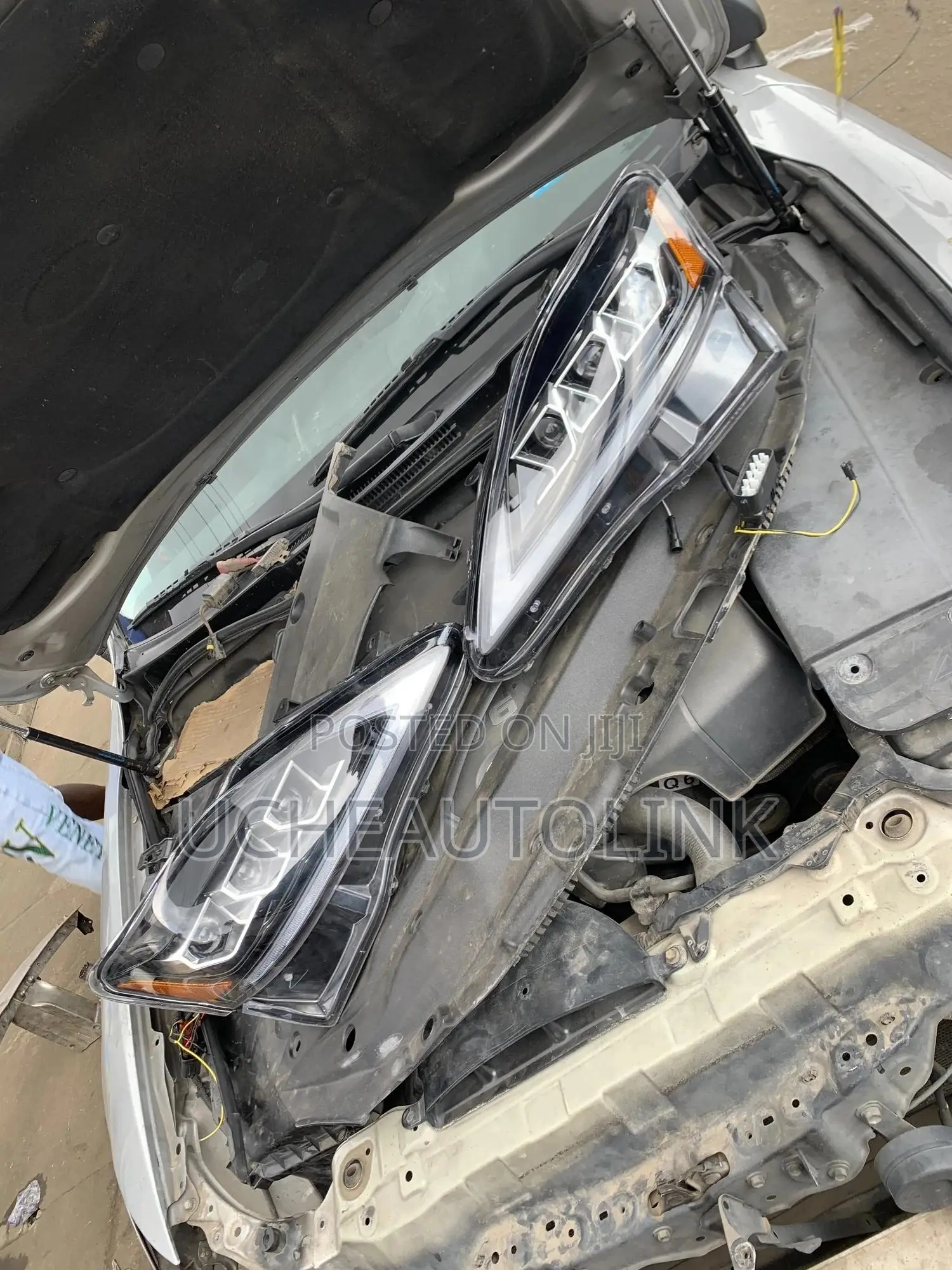 Is250 3touch Headlight Available as Seen