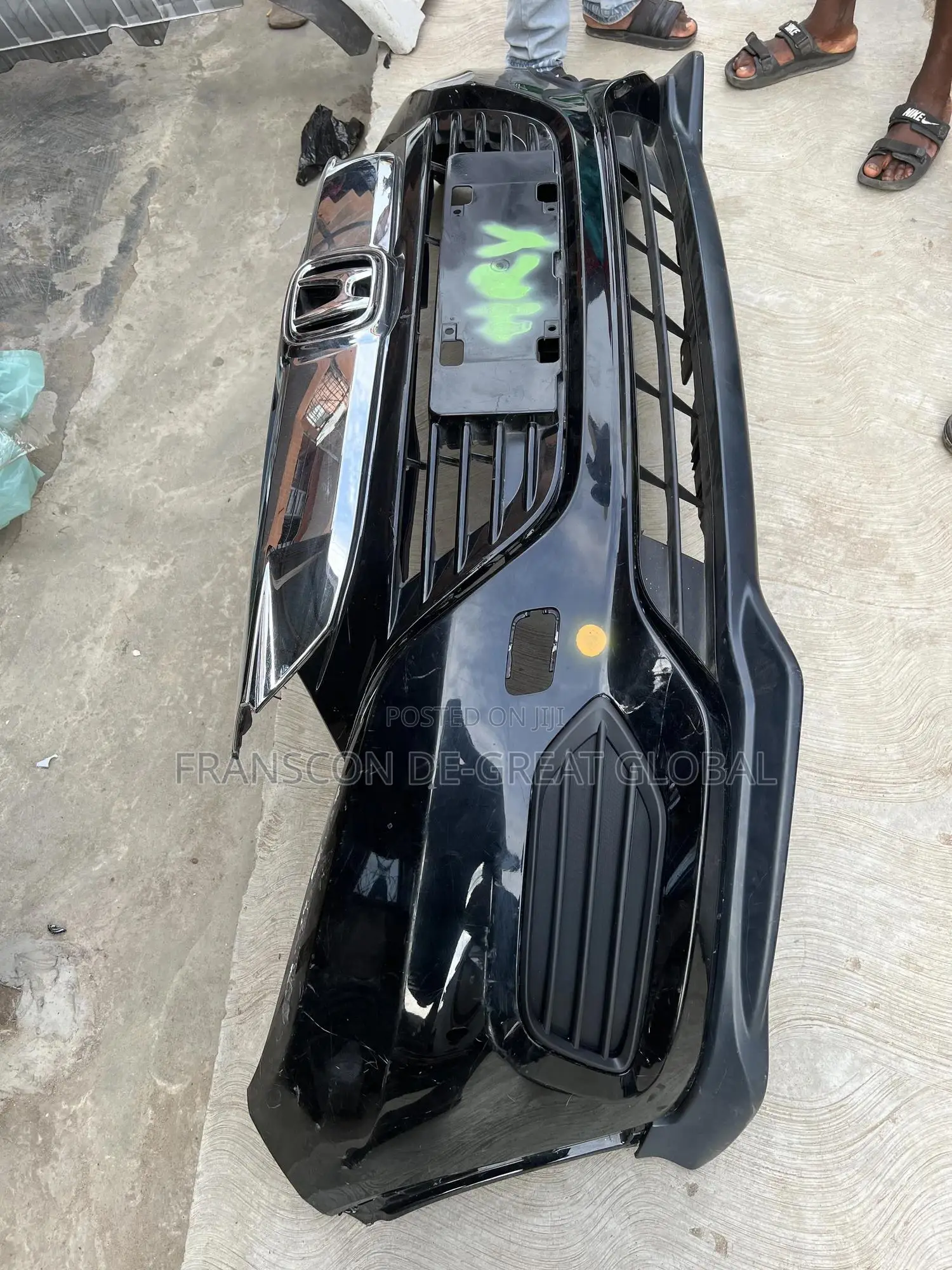 Complete Front Bumper 2018-2020 HRV / Vezel
