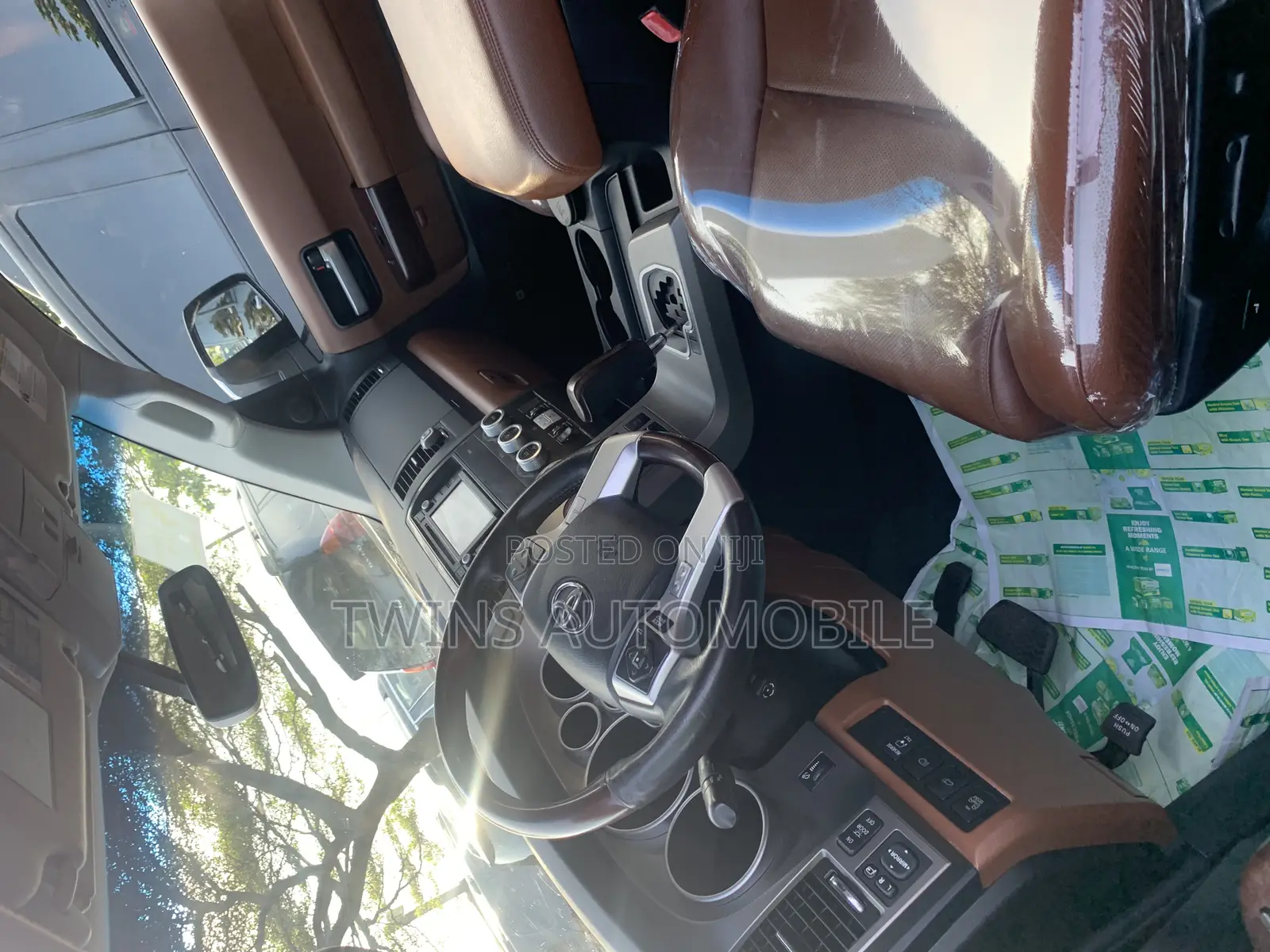 Toyota Sequoia Platinum 4x4 2018 Black