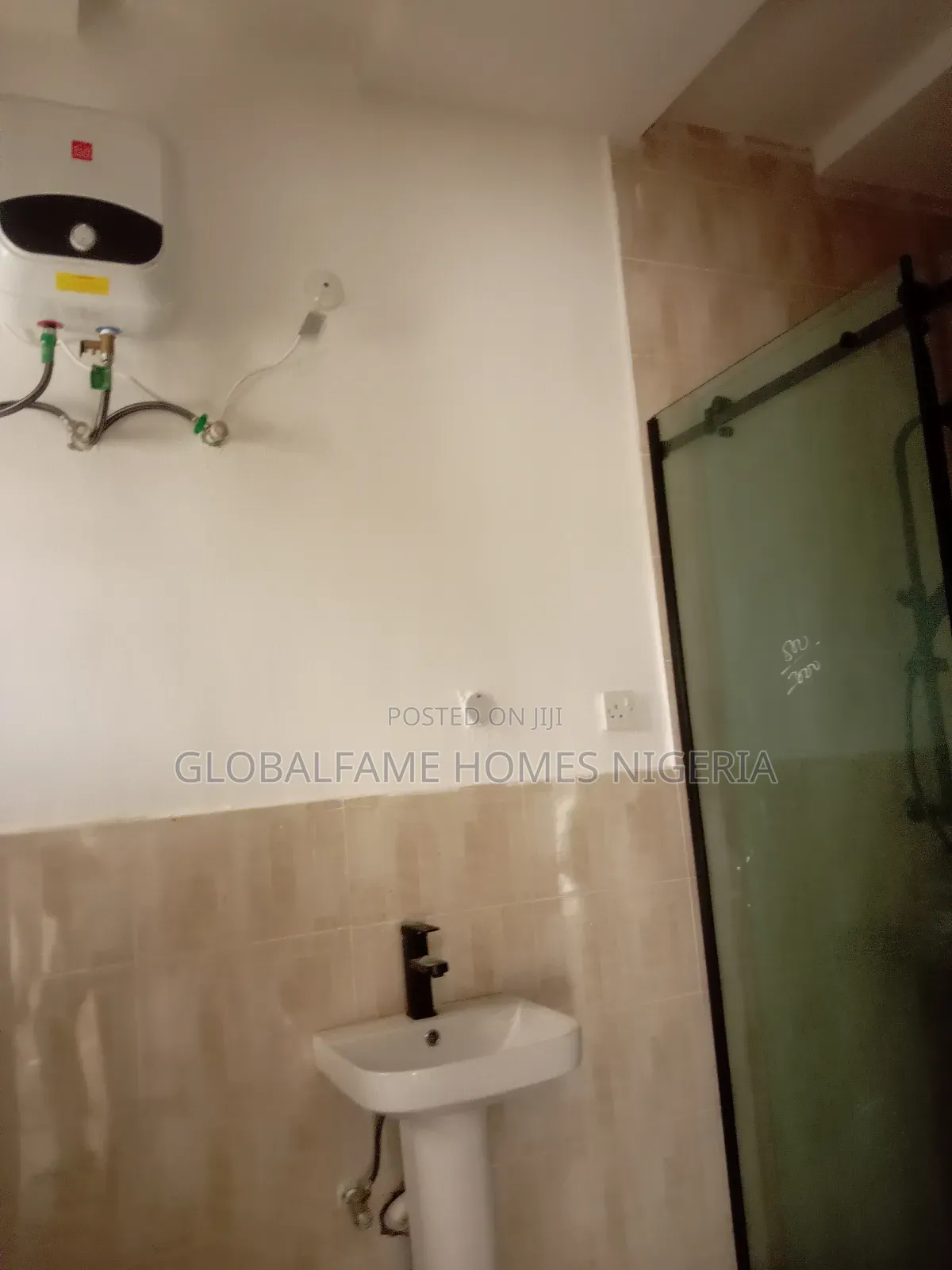 3bdrm Duplex in In A Secured Estate for rent