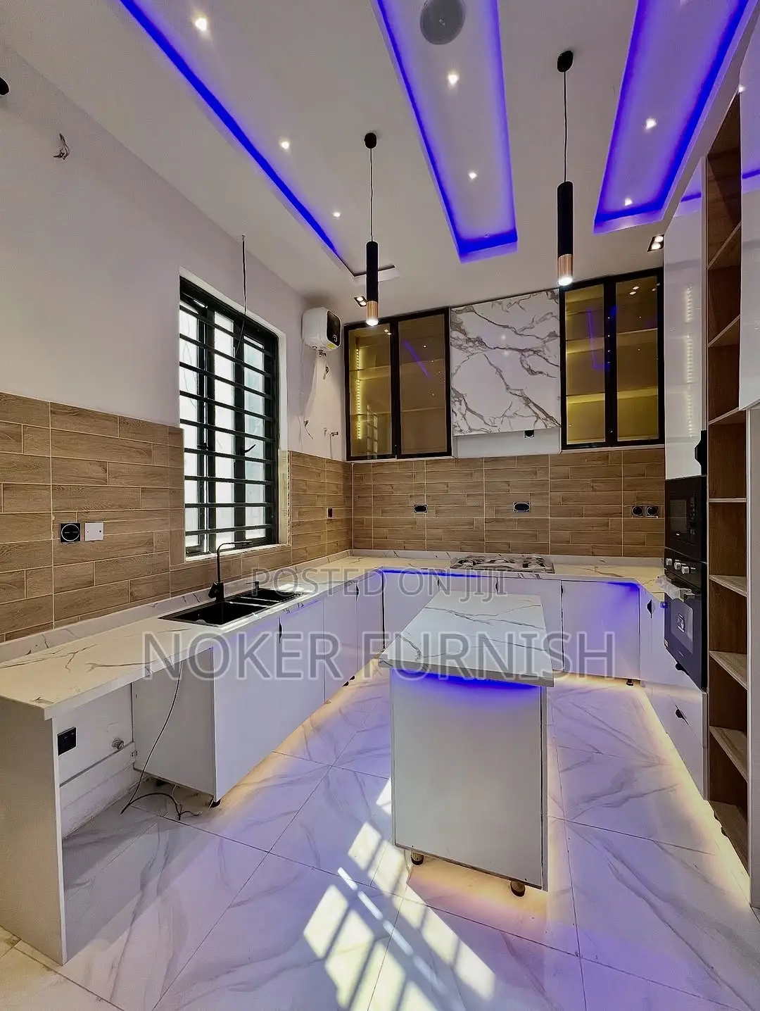 Luxury Kitchen Cabinet With Led Light