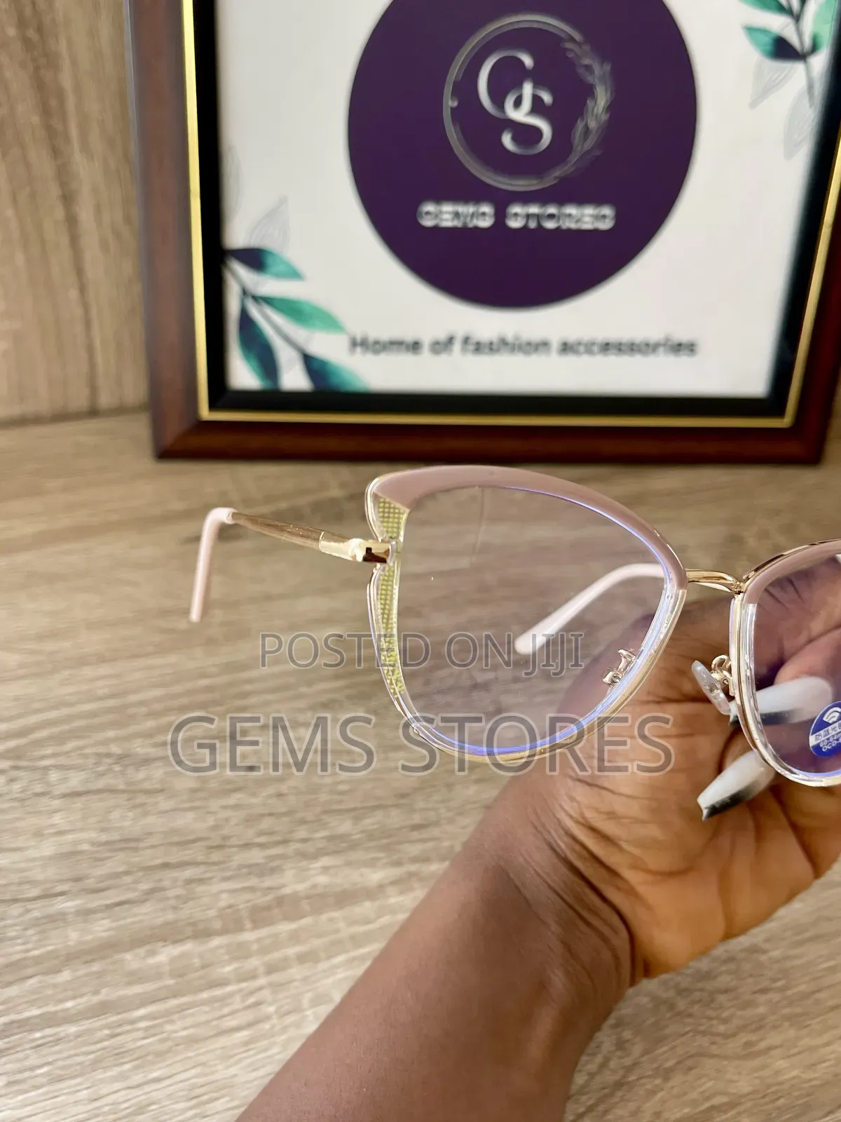 Flattering Cat-Eye Blue Light Blocking Glass for Women