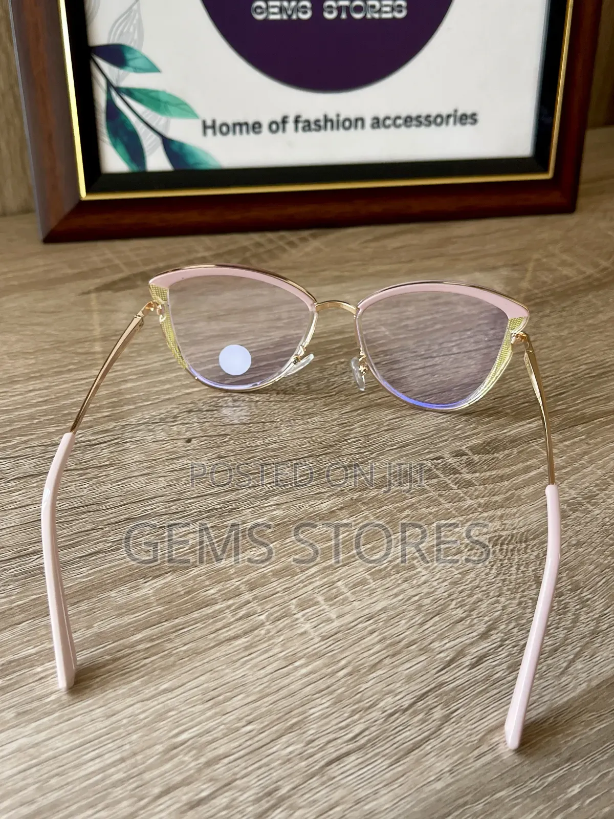 Flattering Cat-Eye Blue Light Blocking Glass for Women