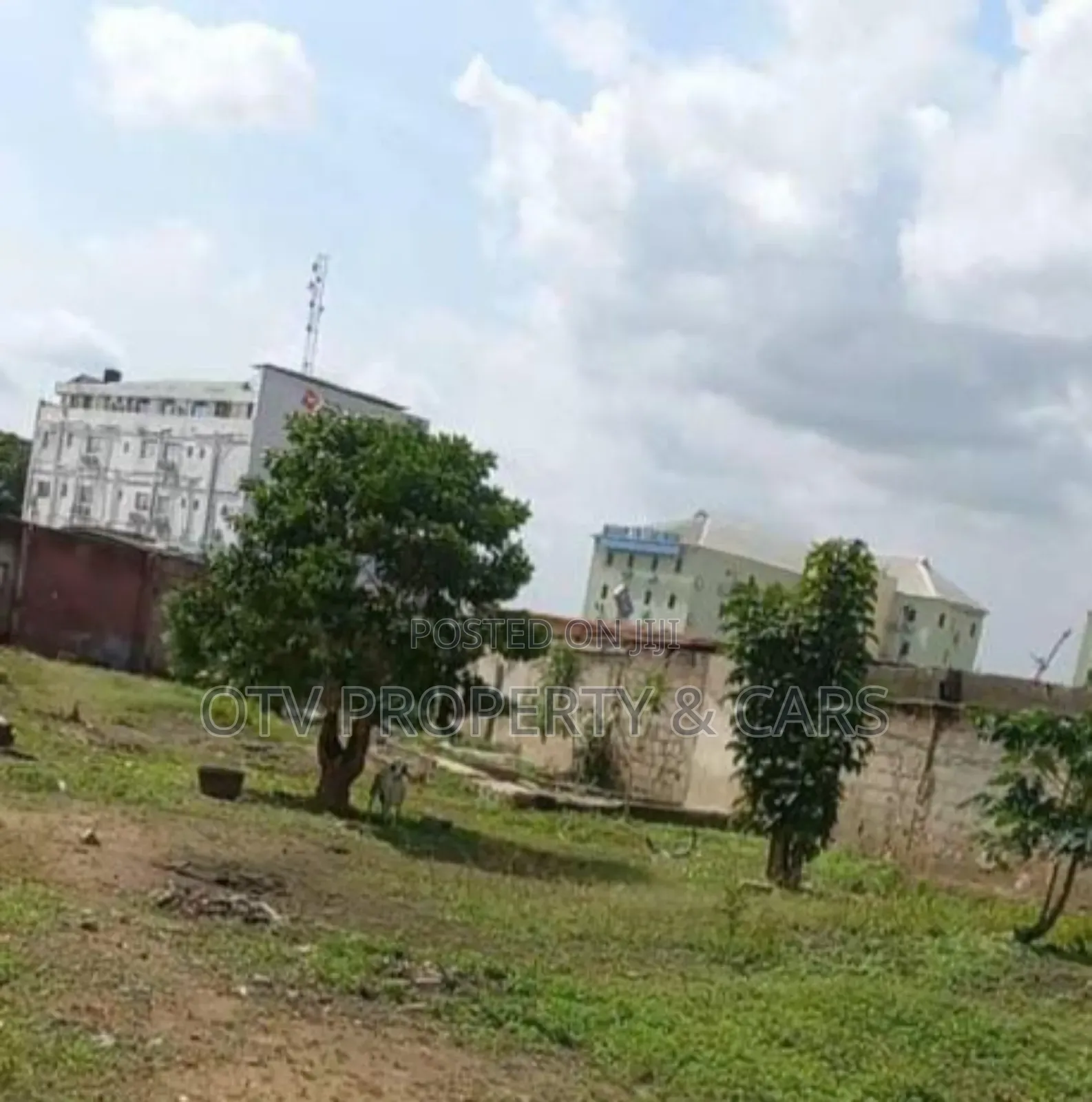 : 700sqm2 Square Meters for Commercial for Sale
