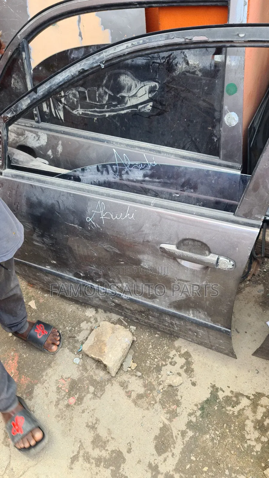 Complete Toyota Corolla Door  2005