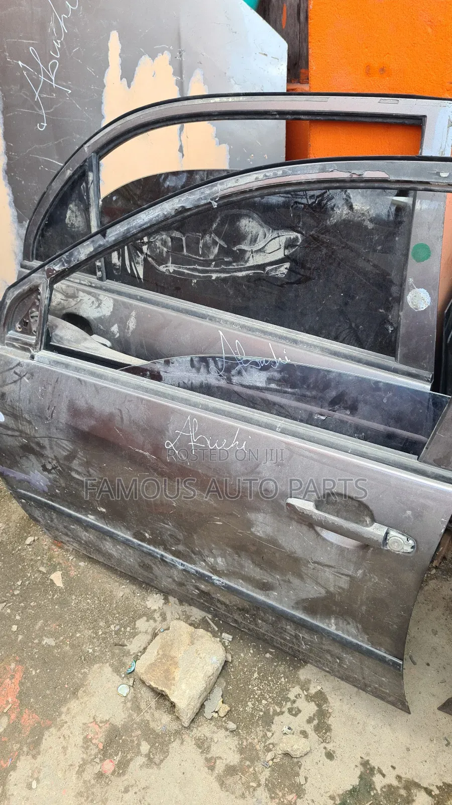 Complete Toyota Corolla Door  2005