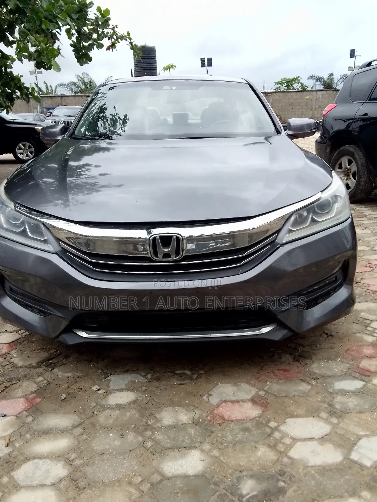Honda Accord EX-L V-6 4dr Sedan FWD (3.5L 6cyl 6A) 2013 Gray