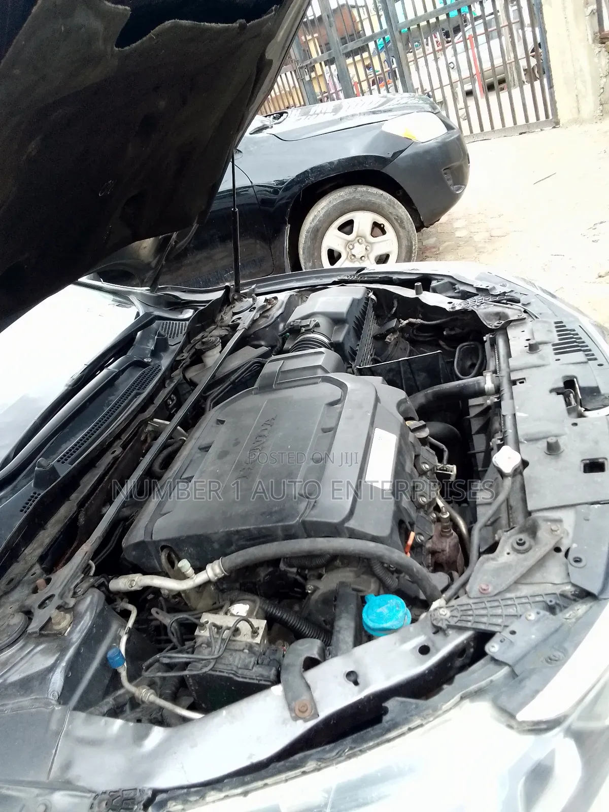 Honda Accord EX-L V-6 4dr Sedan FWD (3.5L 6cyl 6A) 2013 Gray