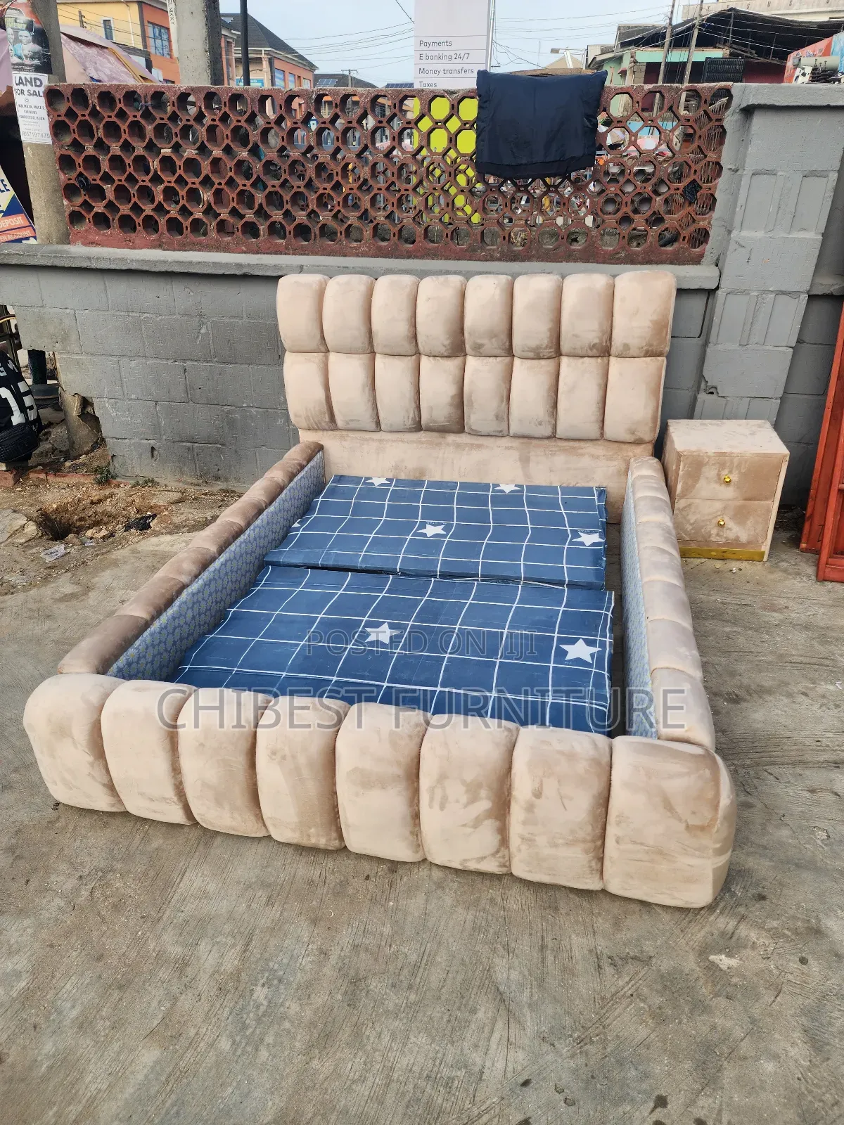 Luxury Queen Size Upholstery Bed.