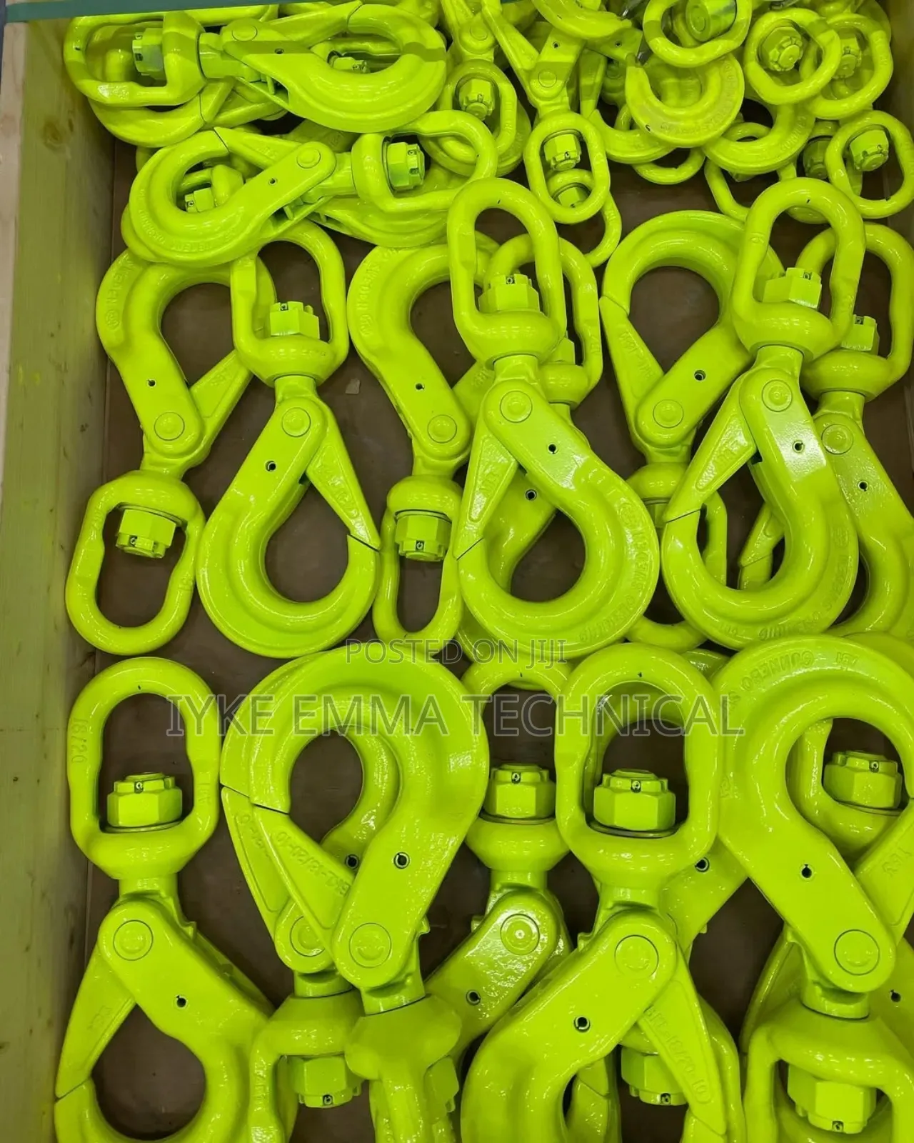 Lifting Swivel Hook