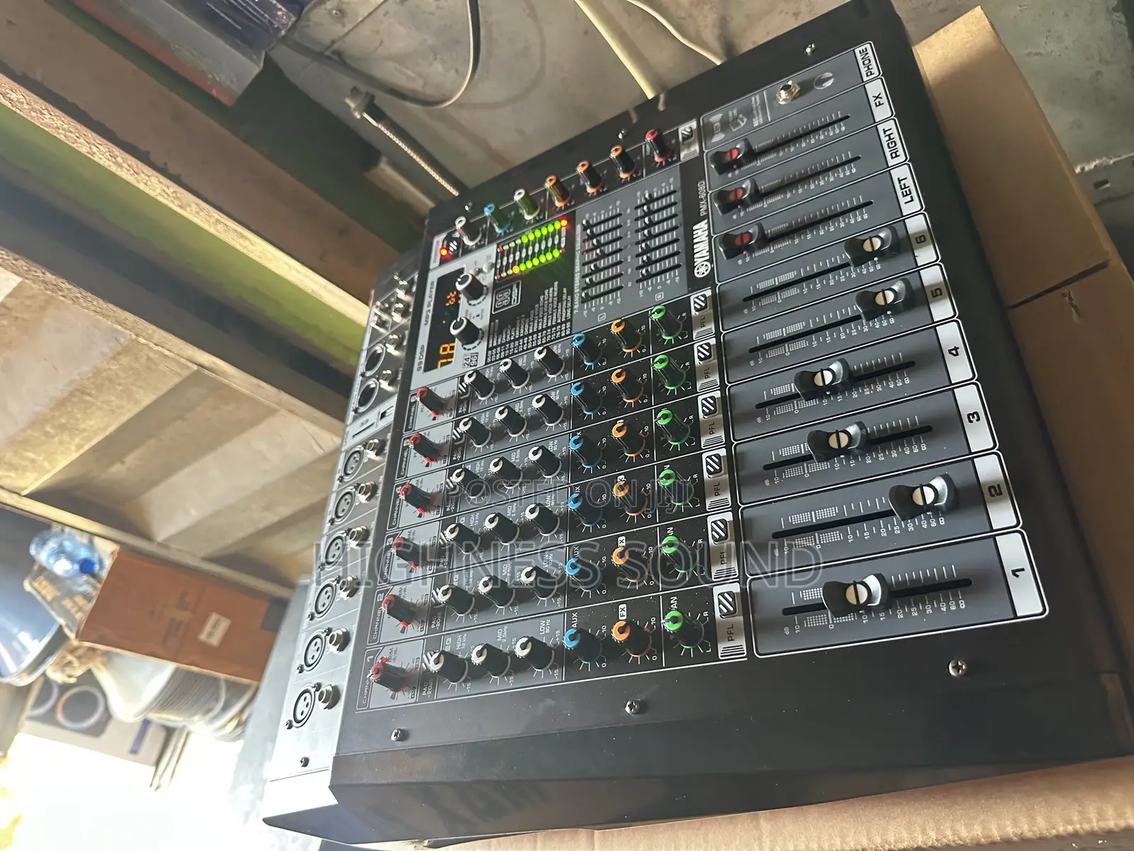 Yamaha 6channel Powered Mixer Mg06x