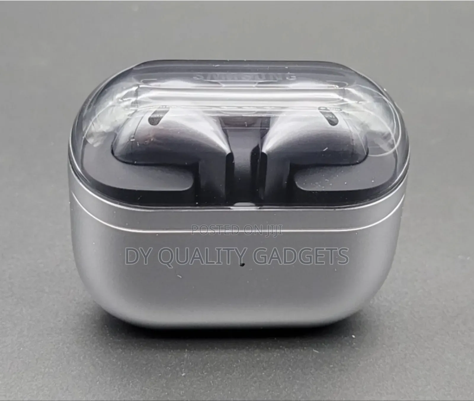Used and Authentic Samsung Buds 3