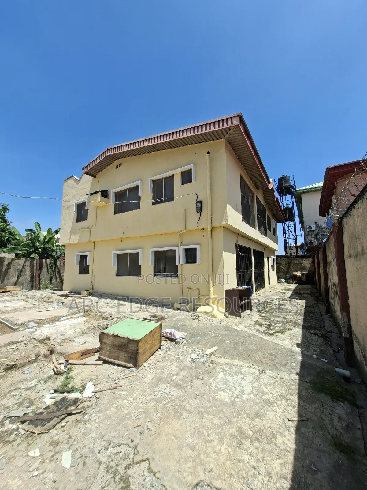 3bdrm Block of Flats in Ago Palace for sale