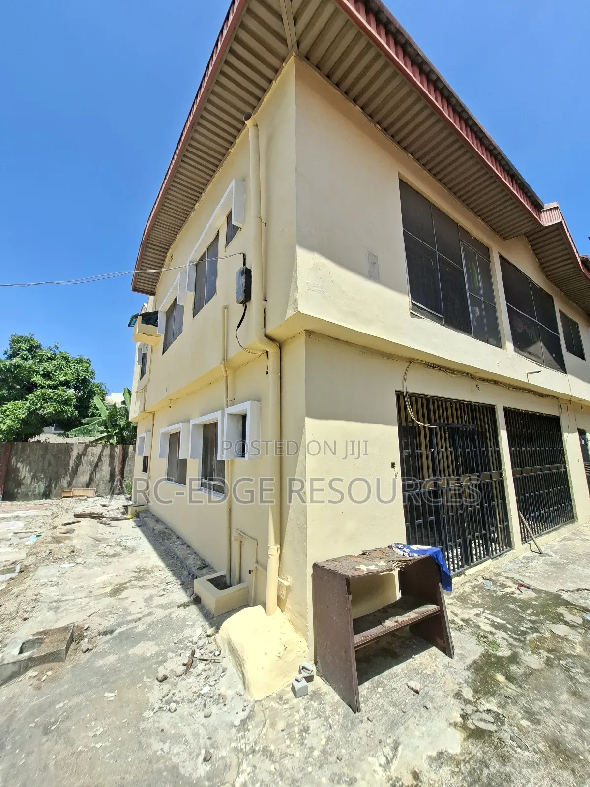 3bdrm Block of Flats in Ago Palace for sale