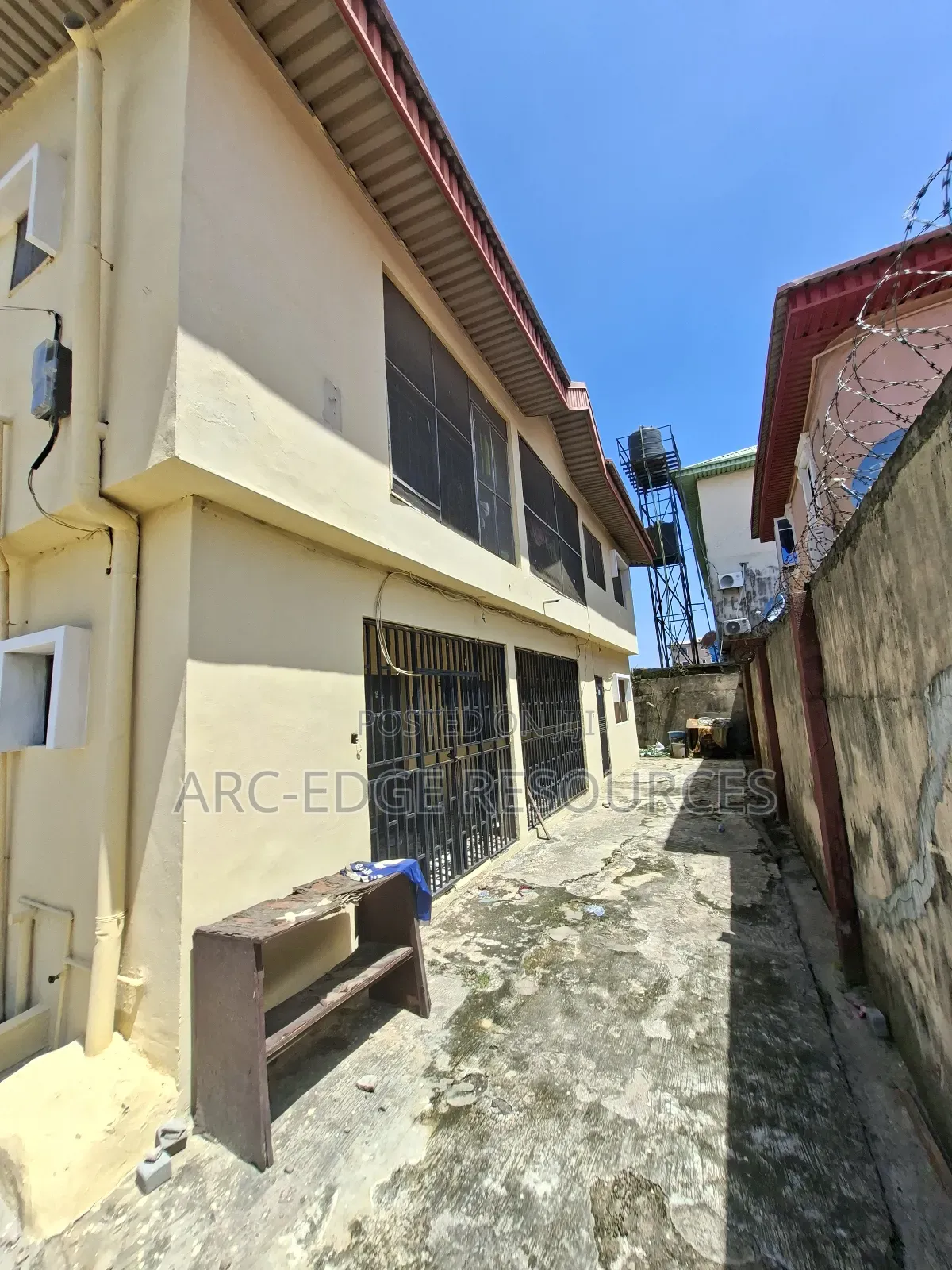 3bdrm Block of Flats in Ago Palace for sale