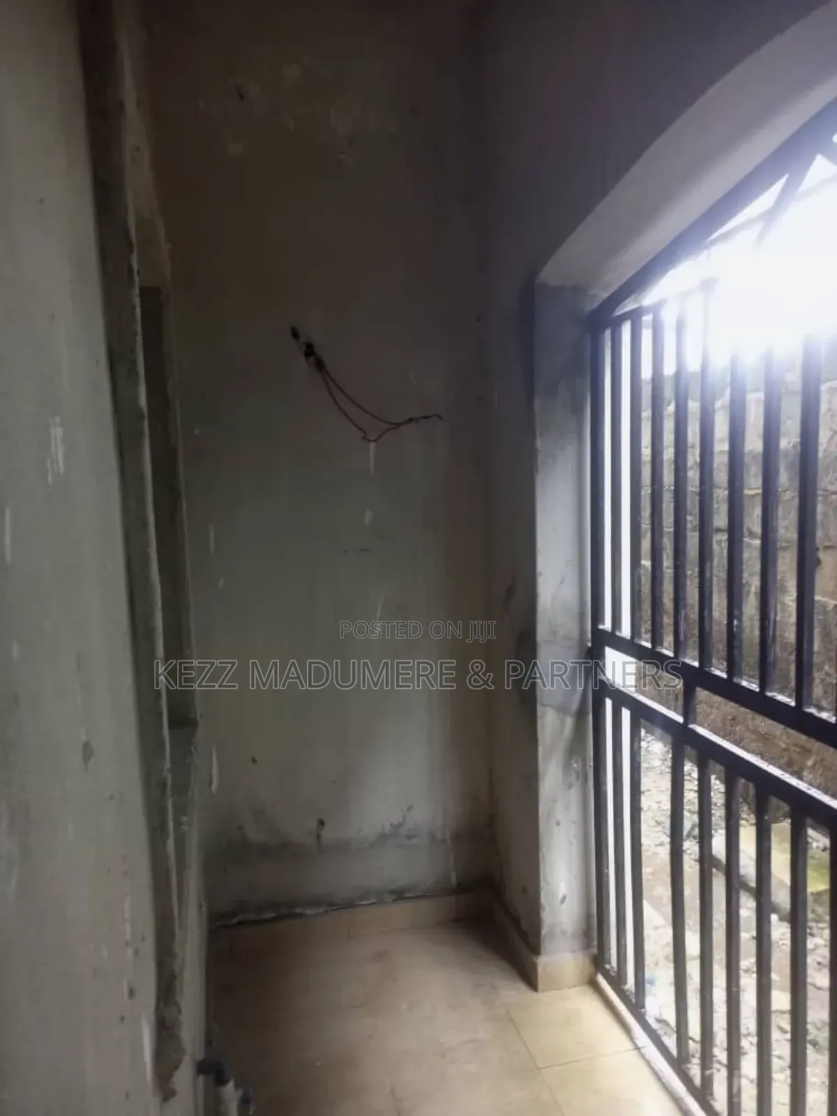 2bdrm Block of Flats in Off Sars Road, Port for rent