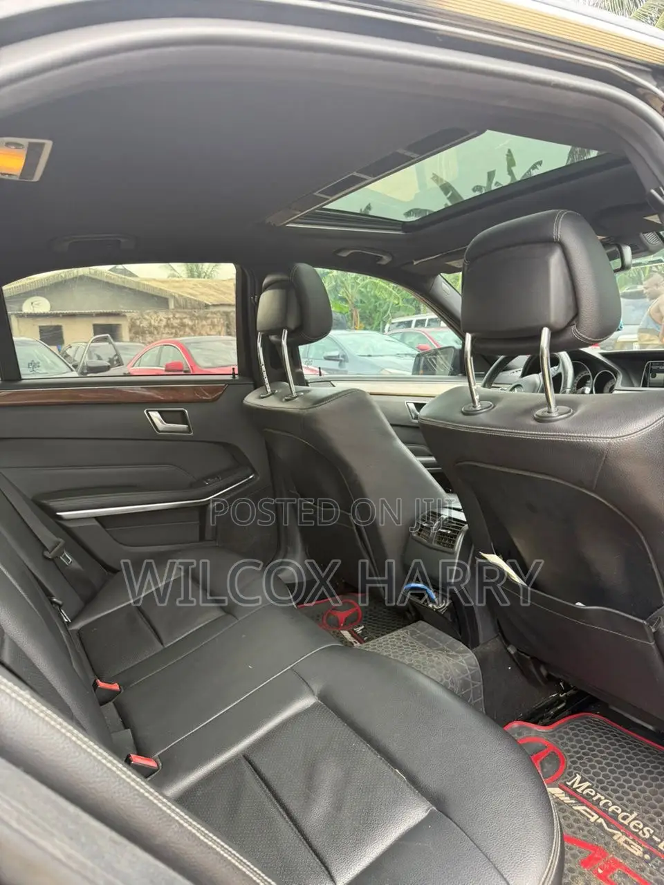 Mercedes-Benz E350 Base 4Matic Sedan AWD (3.5L 6cyl 7A) 2014 Black