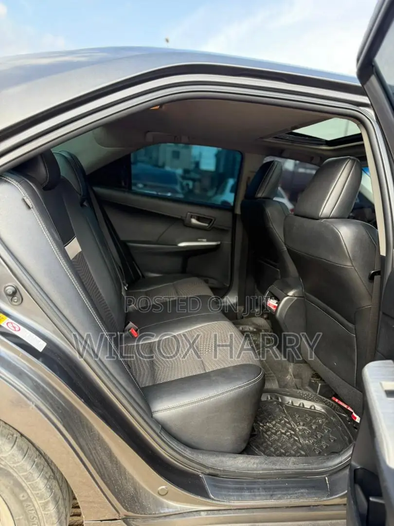 Toyota Camry SE V6 4dr Sedan (3.5L 6cyl 6A) 2012 Green