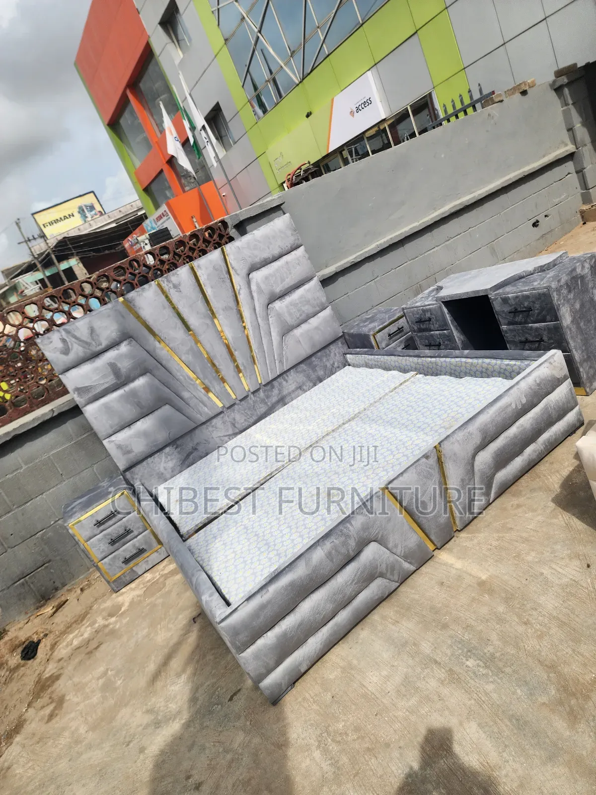 Luxury 6by6 Bed Used in Homes, Hotels Etc.
