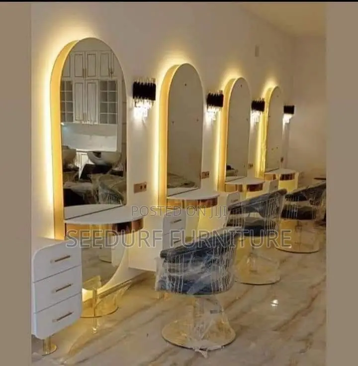 Unisex Salon Dresser’S