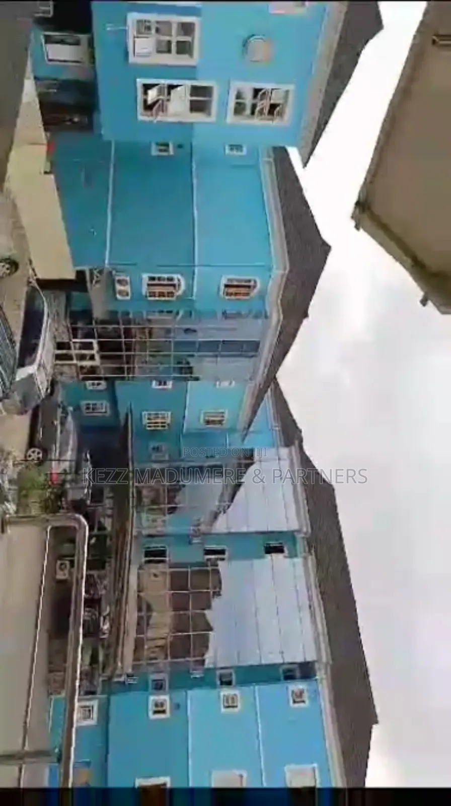 For Sale : 38 Rooms Hotel Near New Gra Ph