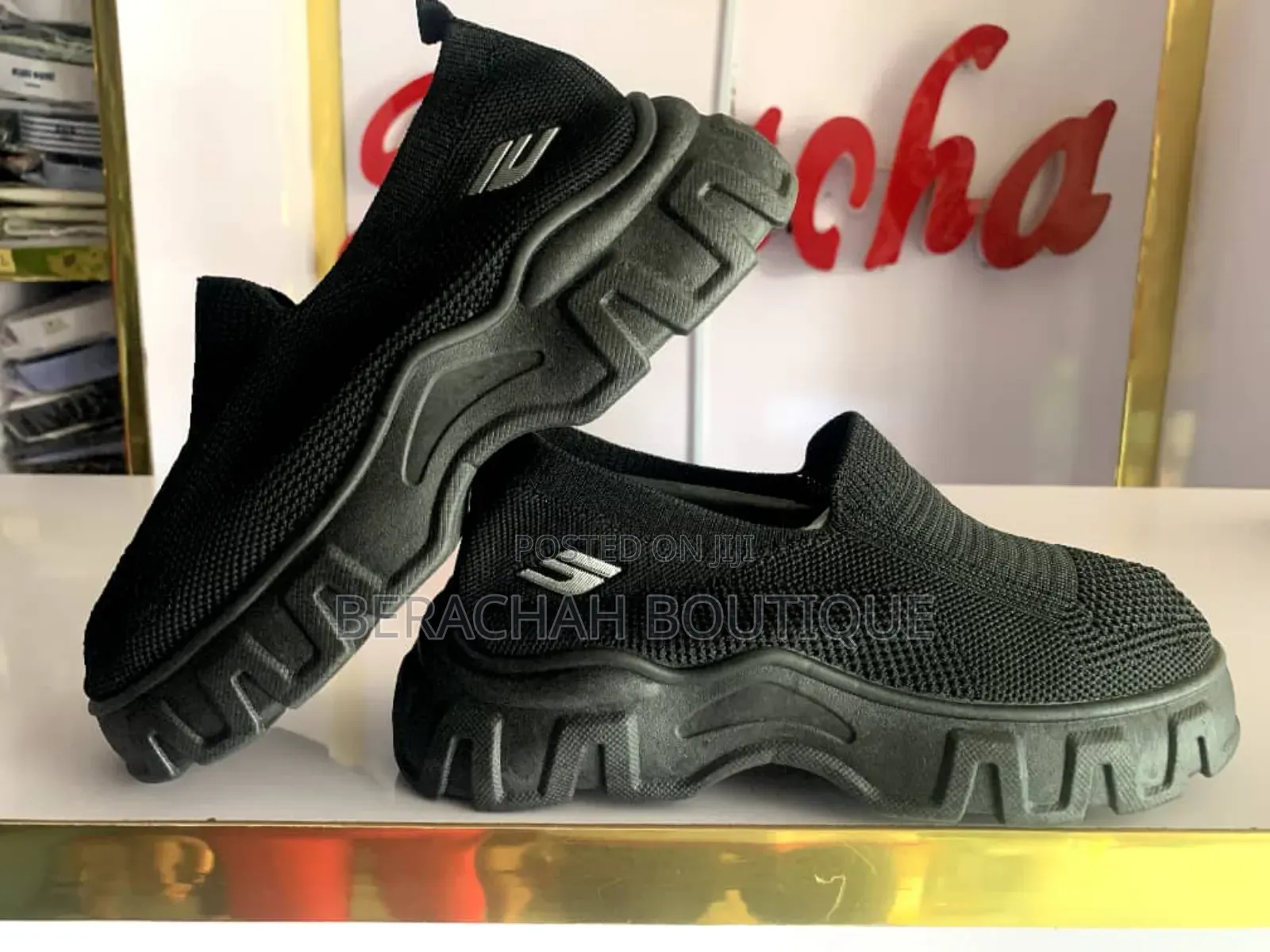 Excellent Ladies Sneaker
