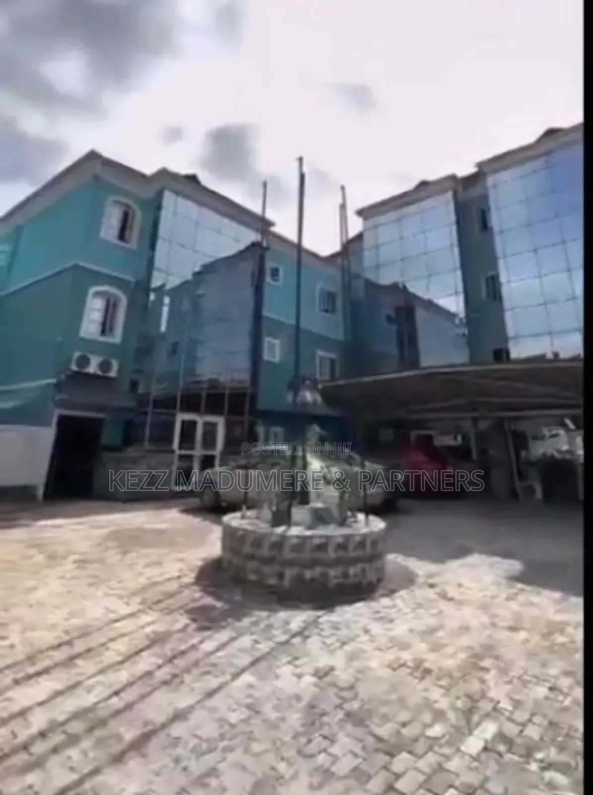 For Sale : 38 Rooms Hotel Near New Gra Ph