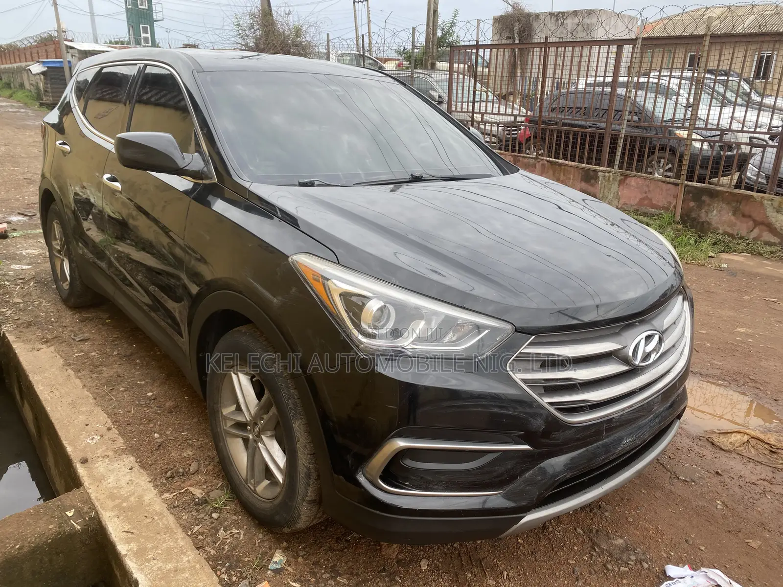 Hyundai Santa Fe SE AWD 2016 Black