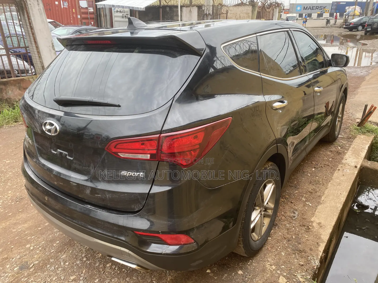 Hyundai Santa Fe SE AWD 2016 Black