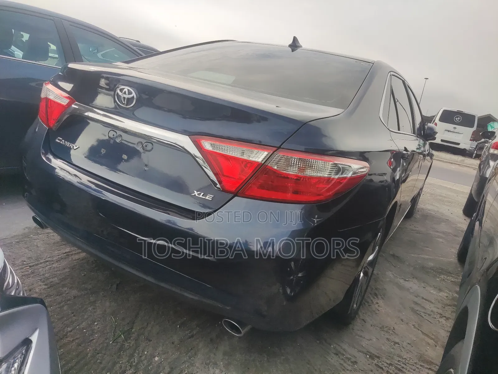 Toyota Camry XLE V6 4dr Sedan (3.6L 6cyl 6A) 2016 Blue