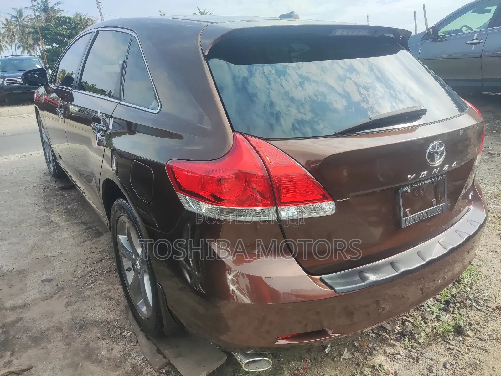 Toyota Venza V6 AWD 2011 Beige