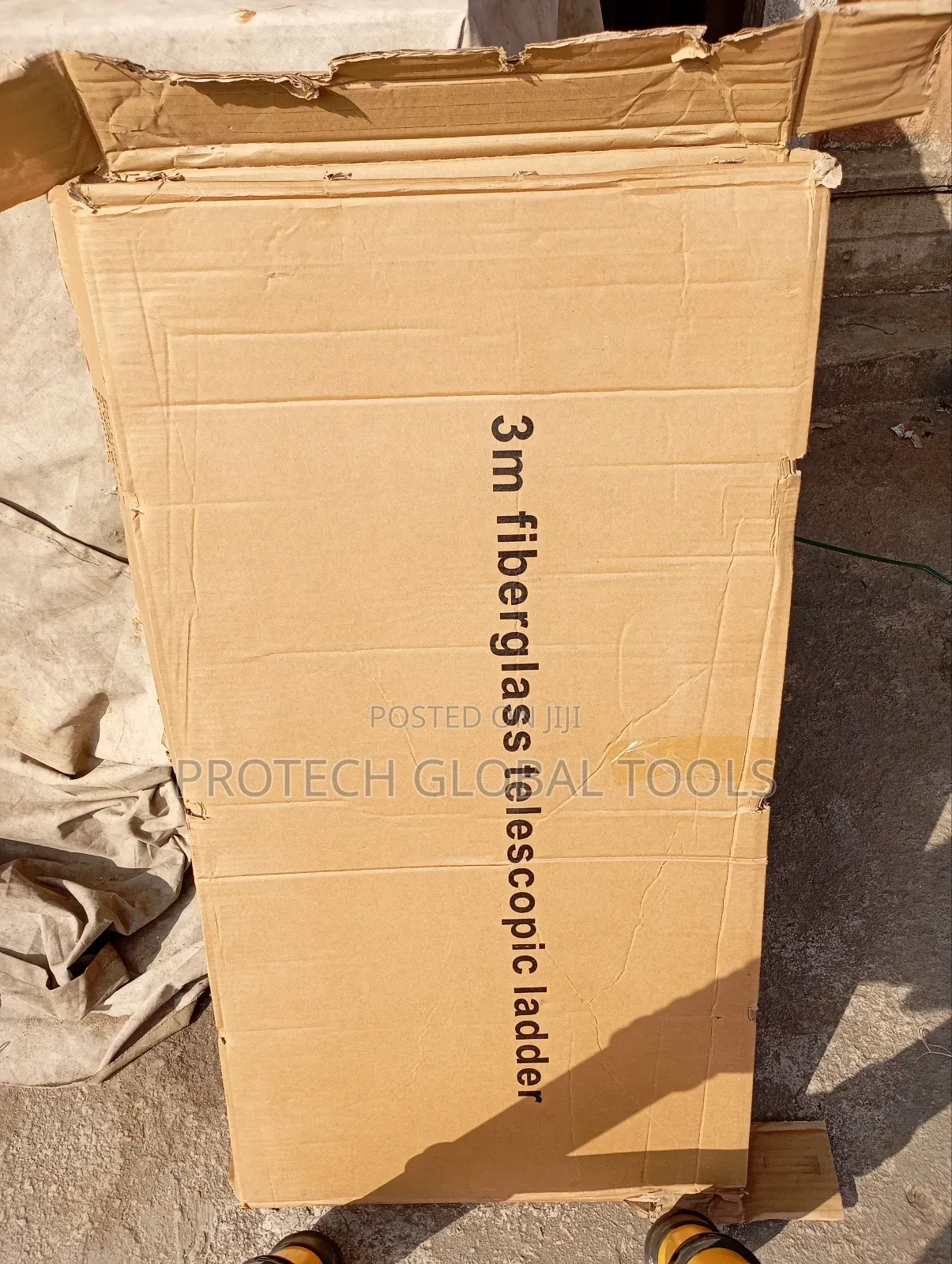 3 Meters Fibre Telescopic Ladder