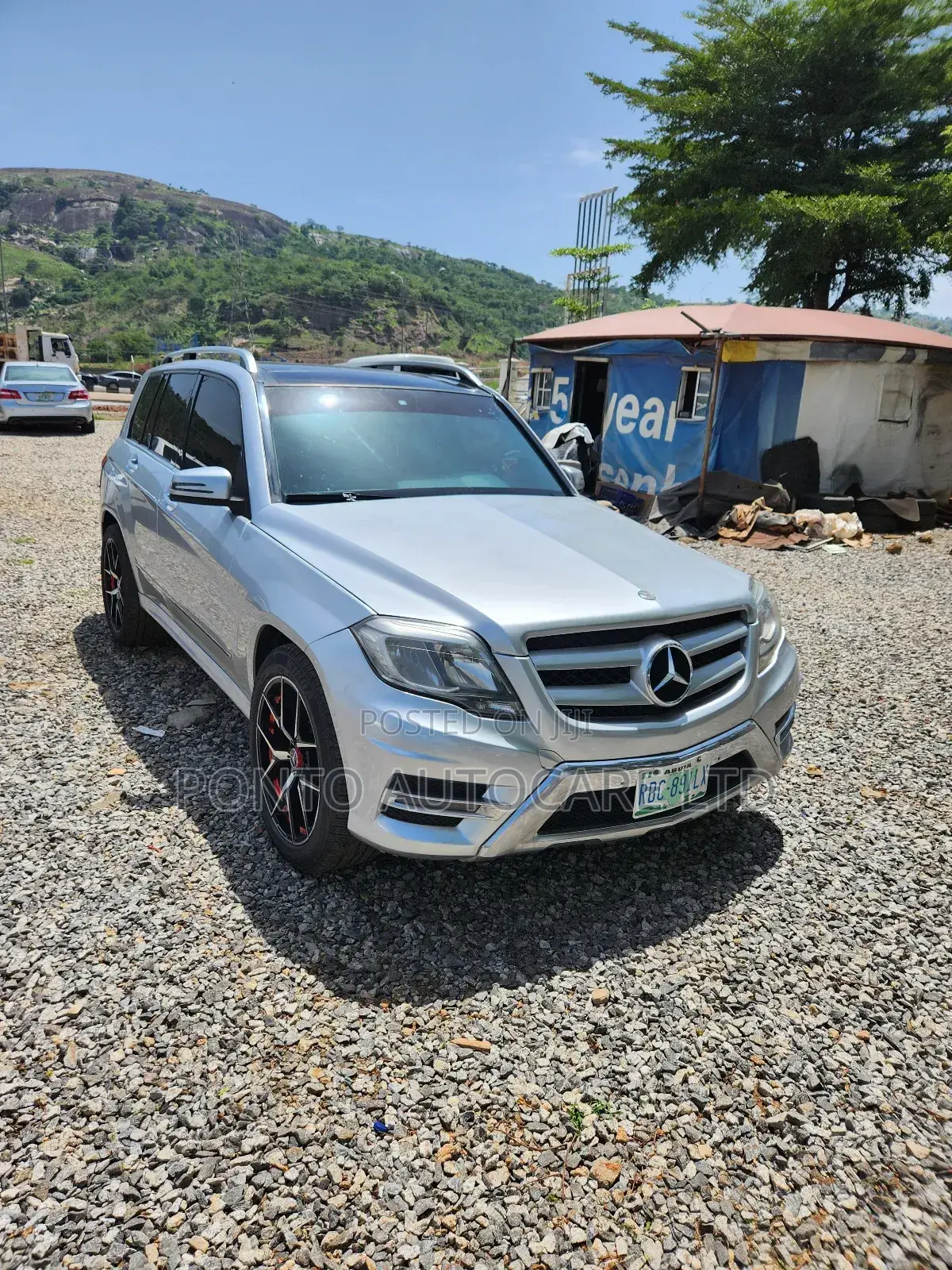Mercedes-Benz GLK-Class Base GLK 350 4dr AWD 4MATIC (3.5L 6cyl 7A) 2015