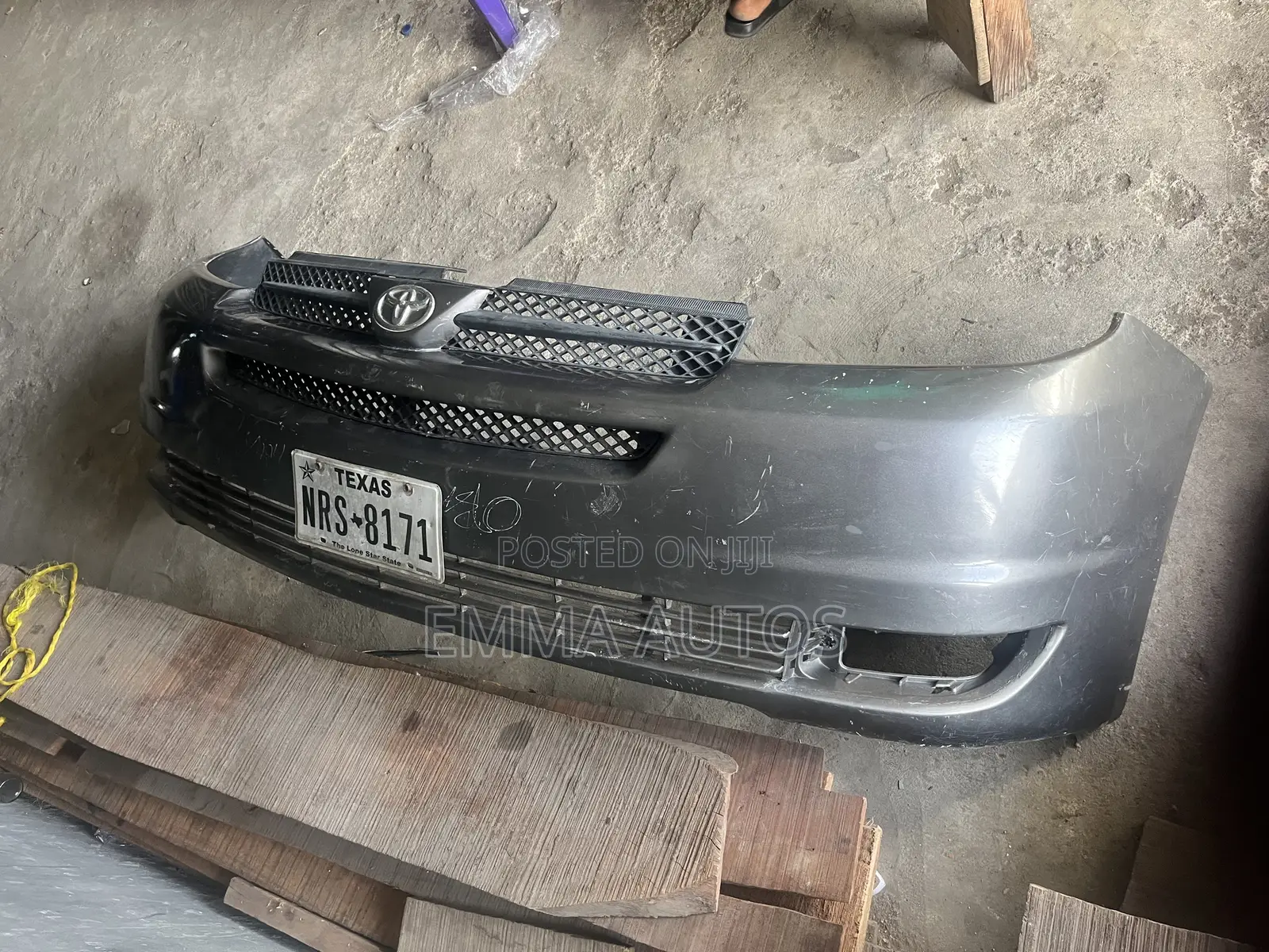 Front Bumper Sienna 2004 Complete Available