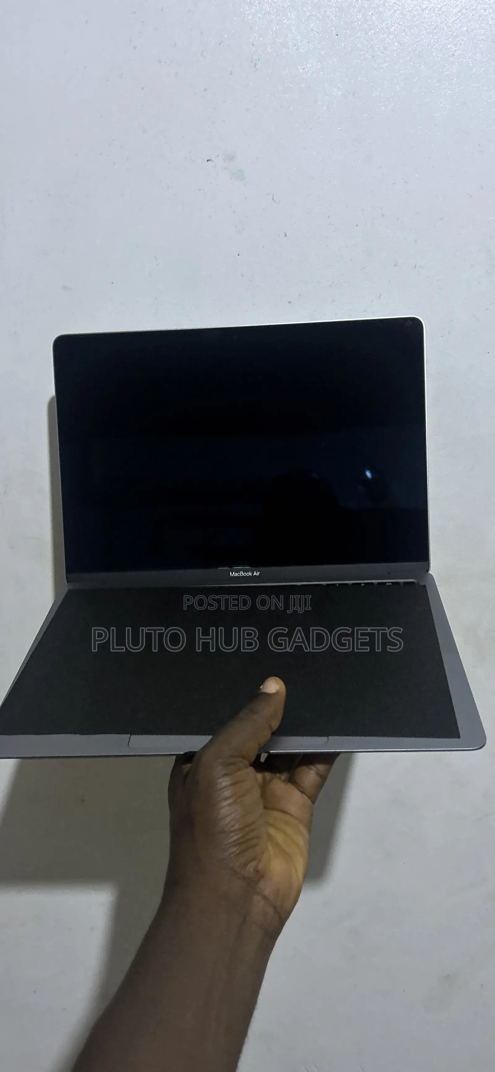 Laptop Apple MacBook Pro 2019 16GB Intel Core I5 SSHD+SSD 256GB