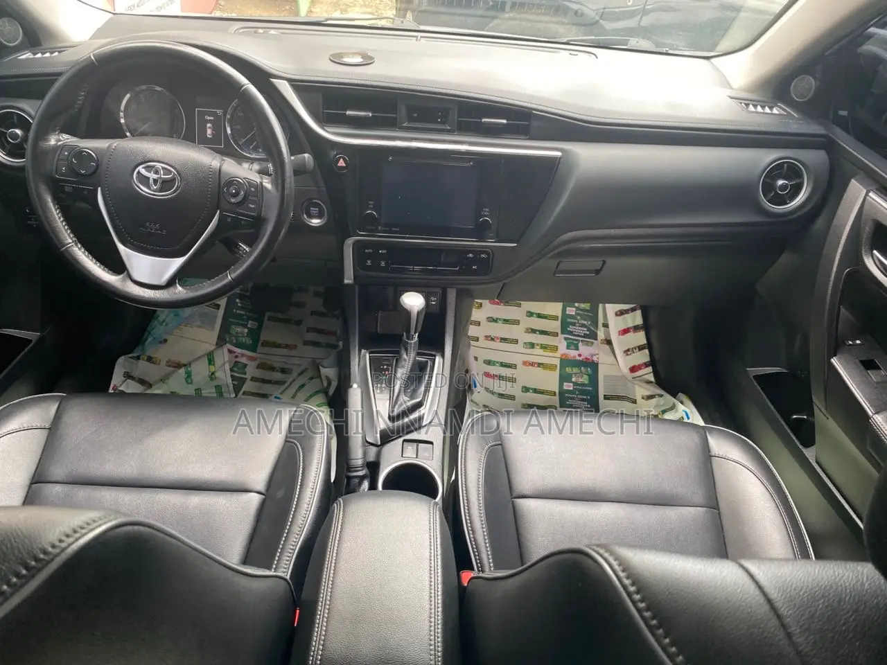 Toyota Corolla LE 2020 Silver