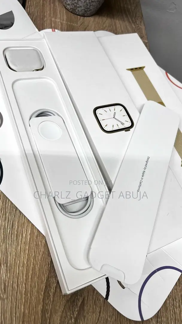 Apple Watch, Series 8 GPS + Cellular 45mm