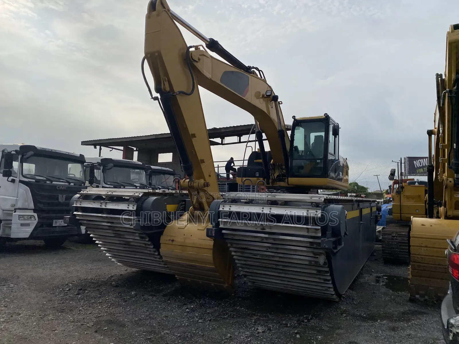 Brand New Cat Swamp Buggie 320-D2 Model