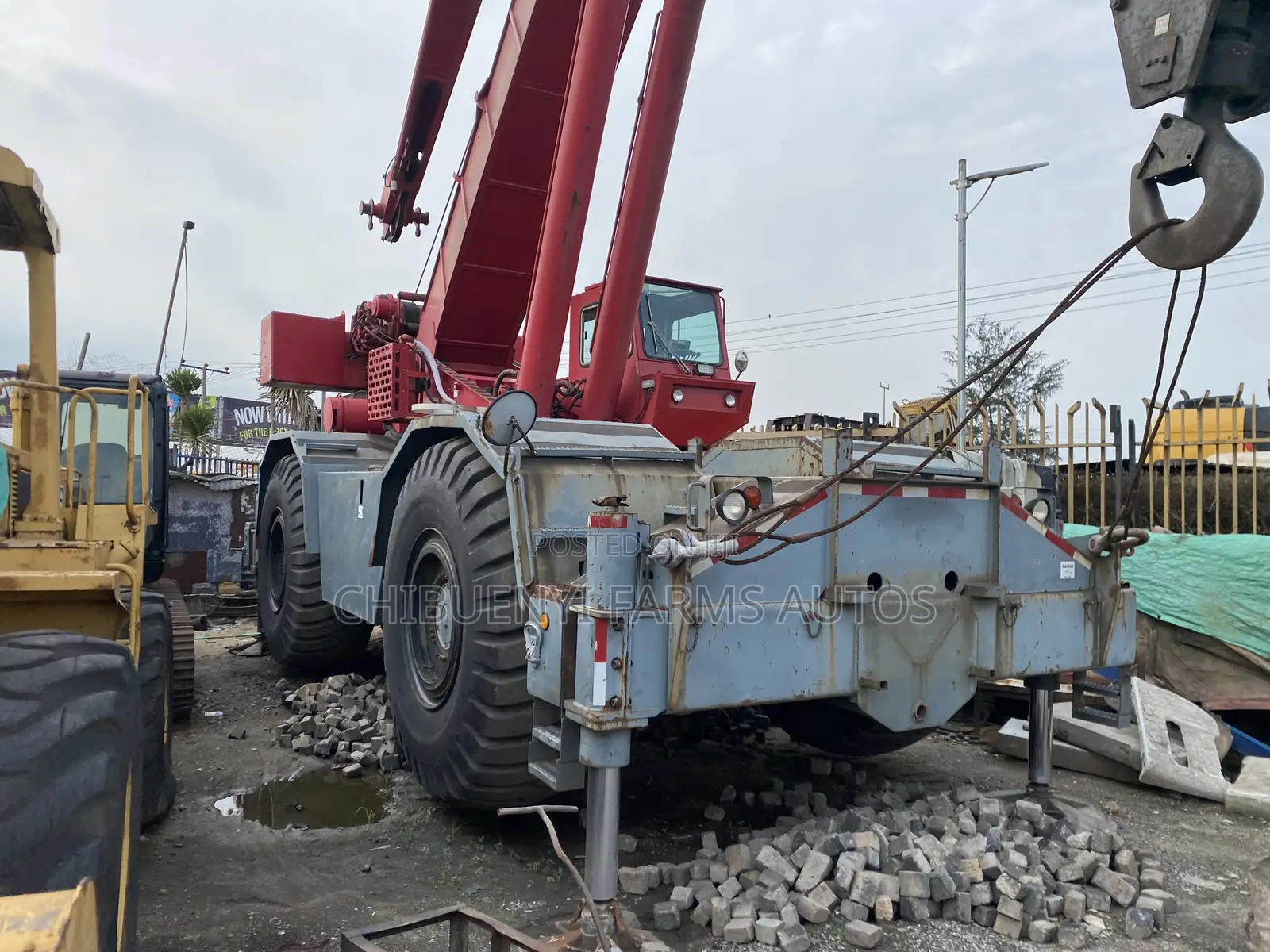 Grove Crane 80–Tons GRT-880 Model