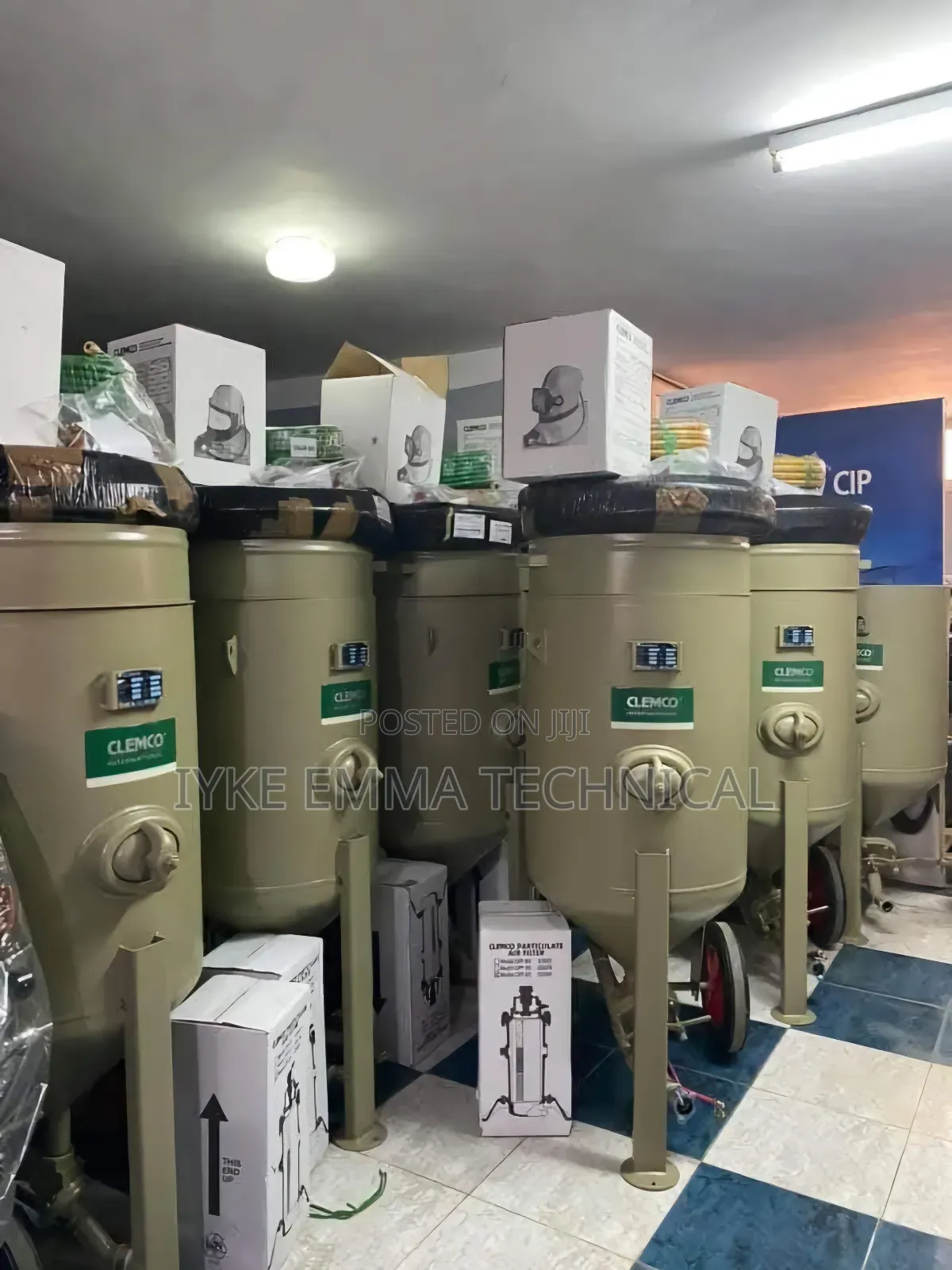 Clemco Sandblasting Pot 200ltrs
