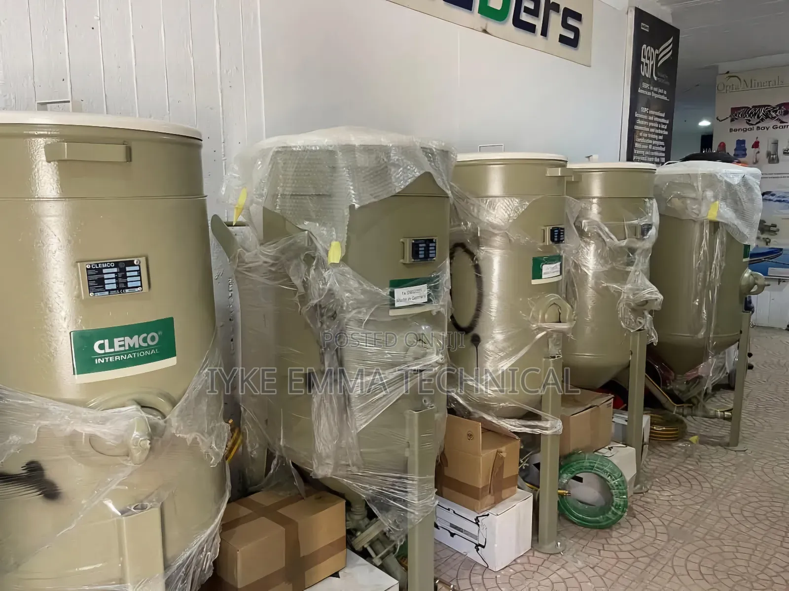 Clemco Sandblasting Pot 200ltrs