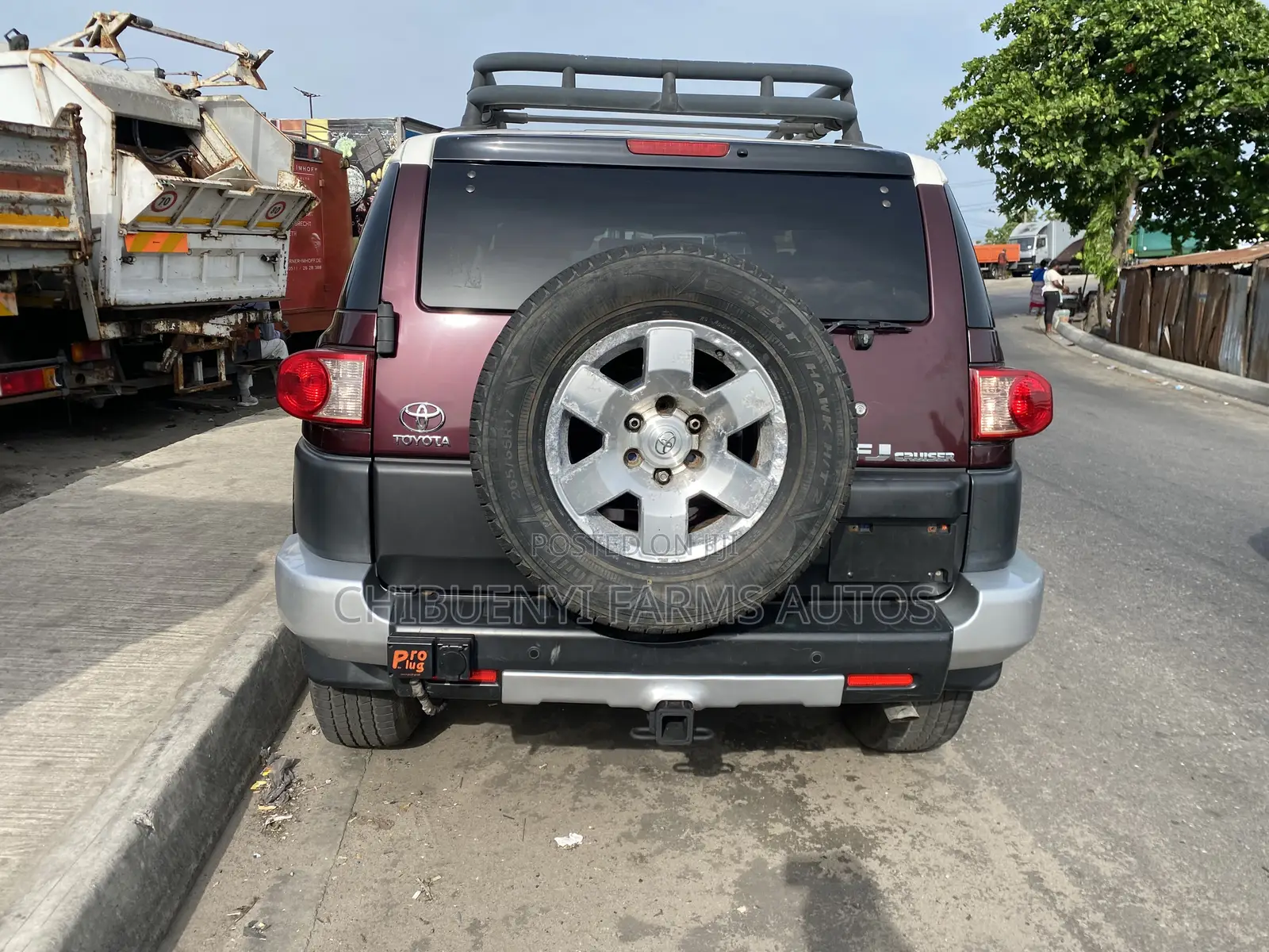 Toyota FJ Cruiser 2012 Red