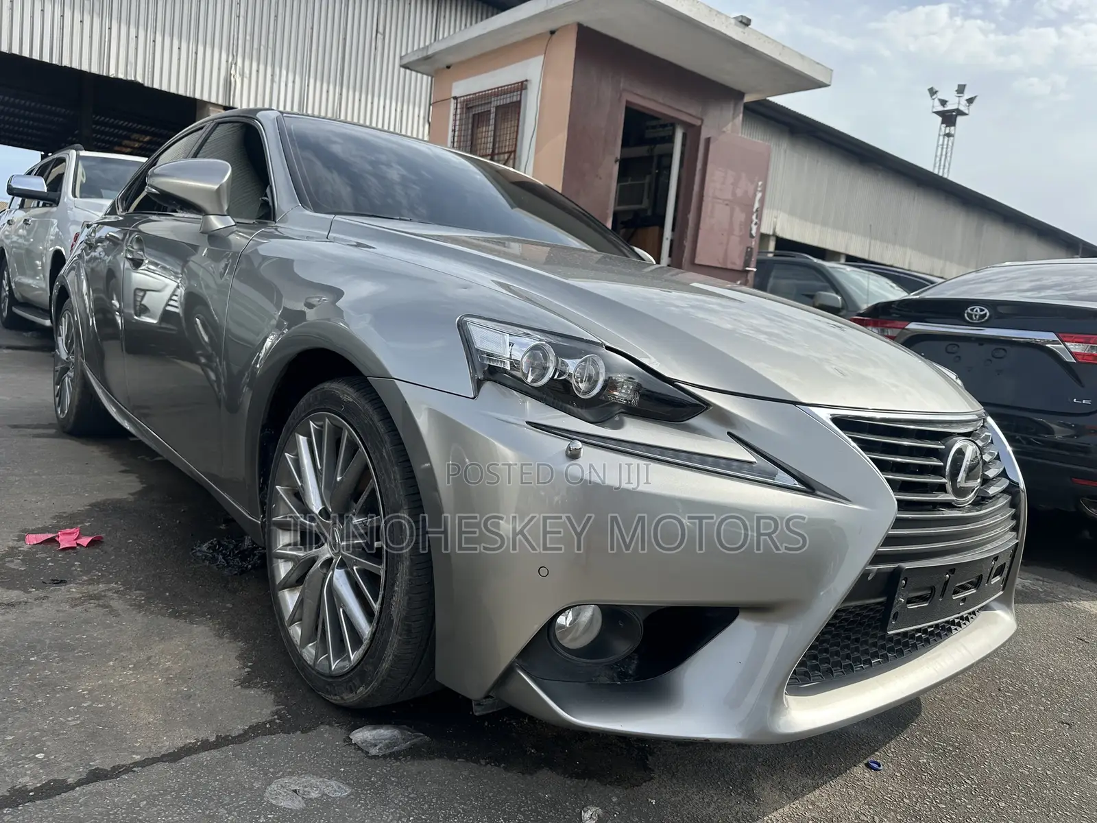 Lexus IS 250 2015 Gold