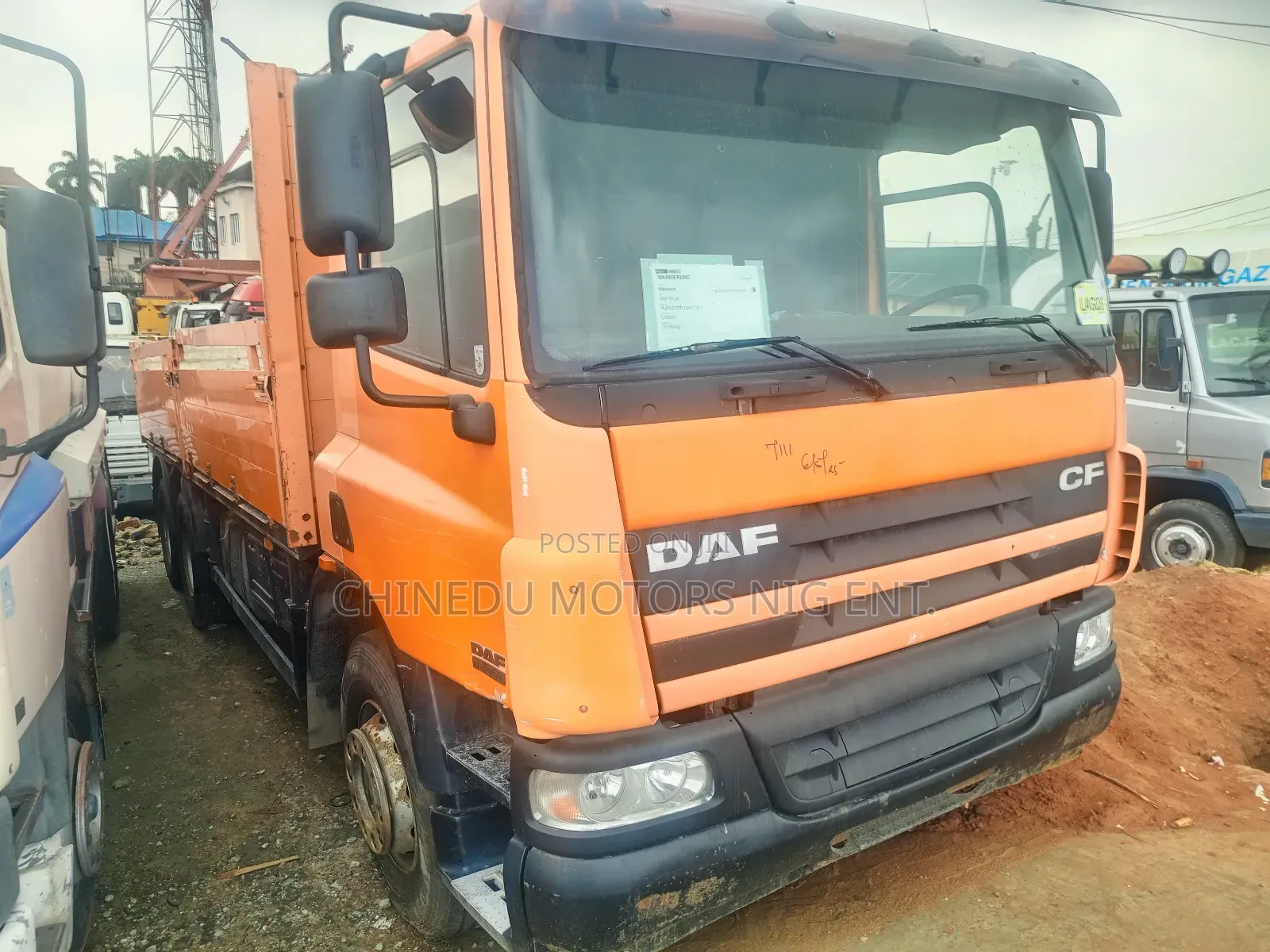 Daf 75 Cf Truck Half Bucket 10 Tyres