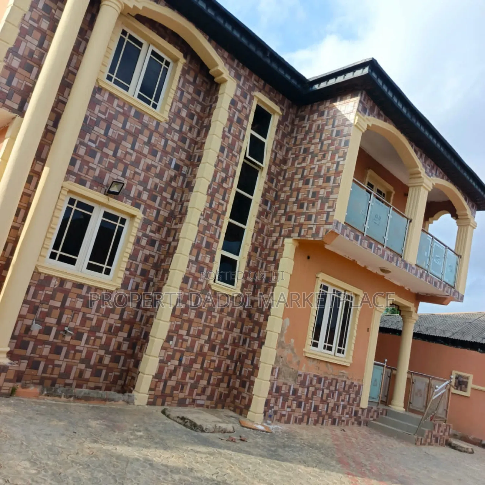 4bdrm Duplex in Ayobo for sale