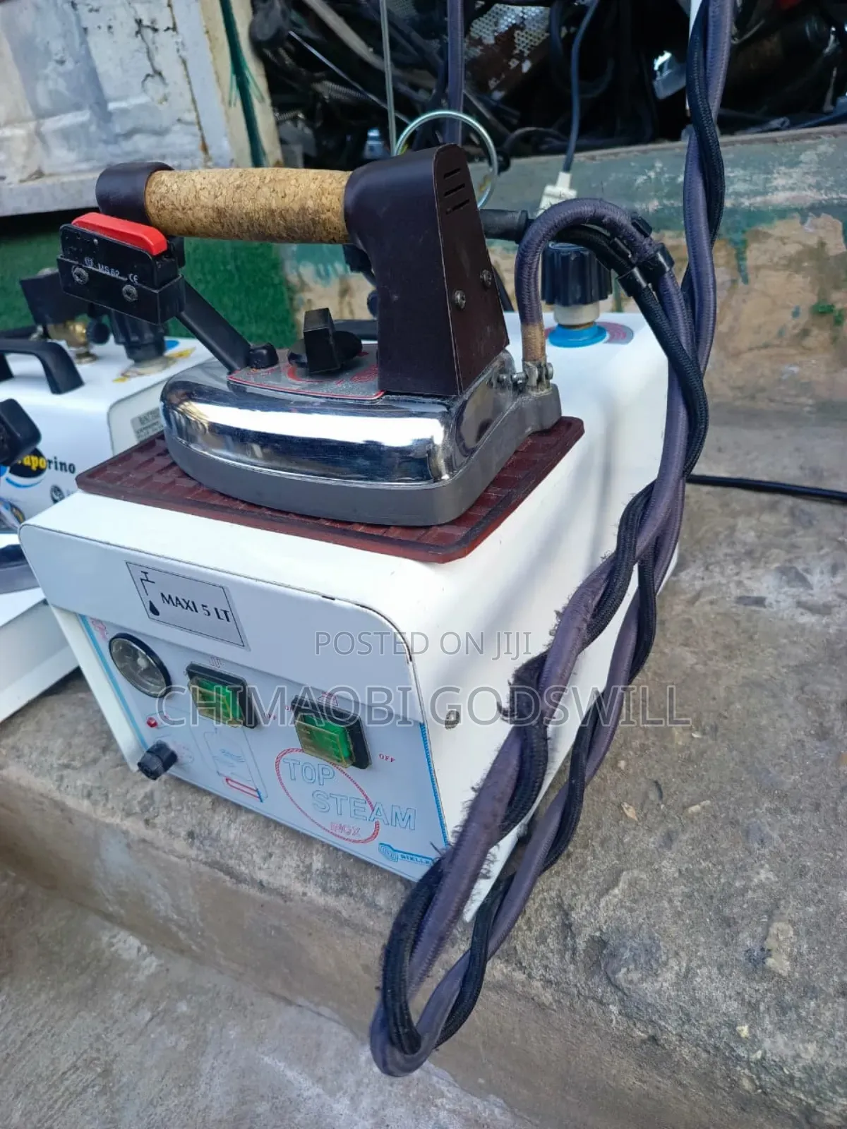 Industrial Five Litres Commercial Industrial Steaming Iron
