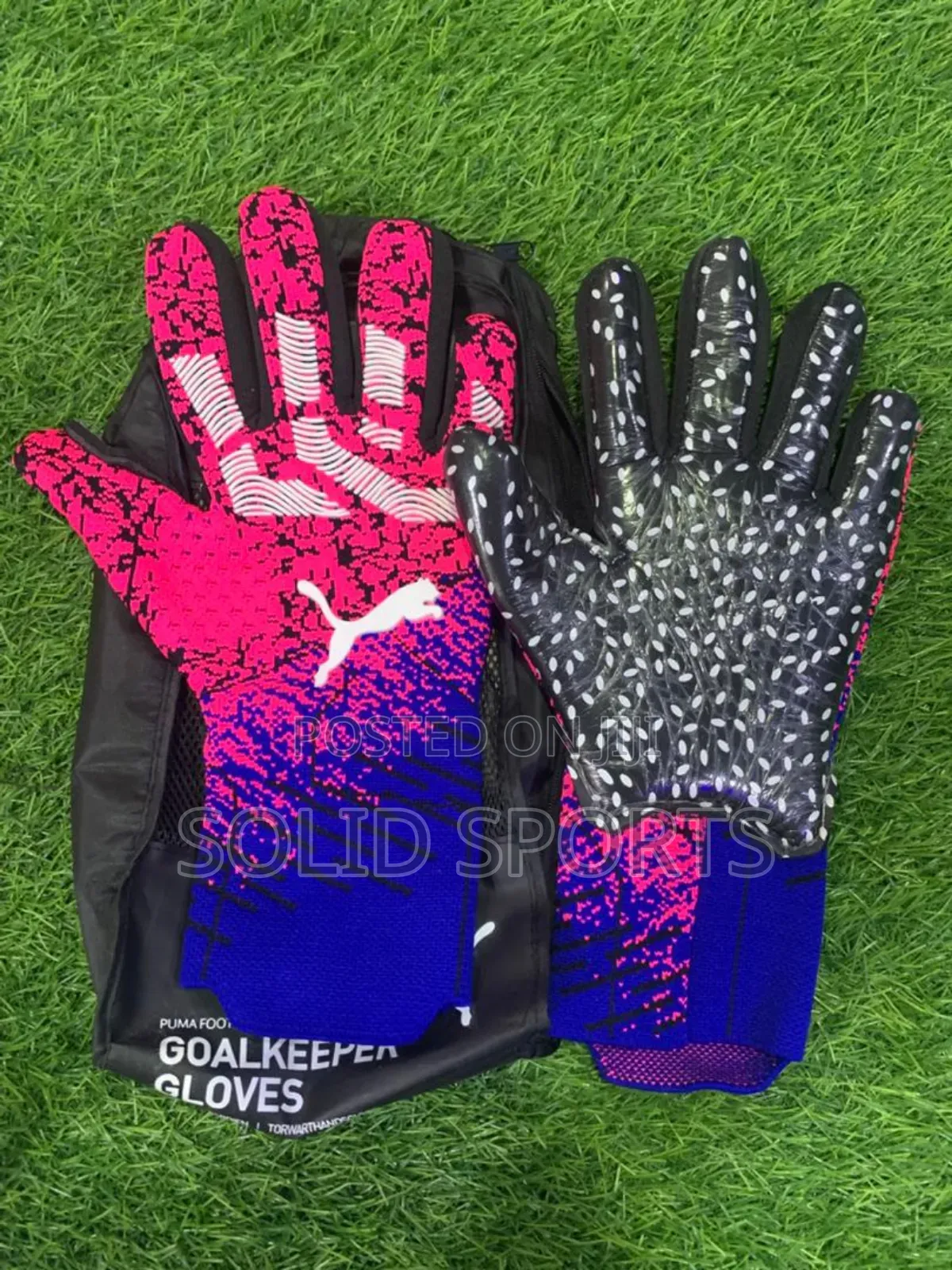Original Goalkeeper Glove Payment on Delivery