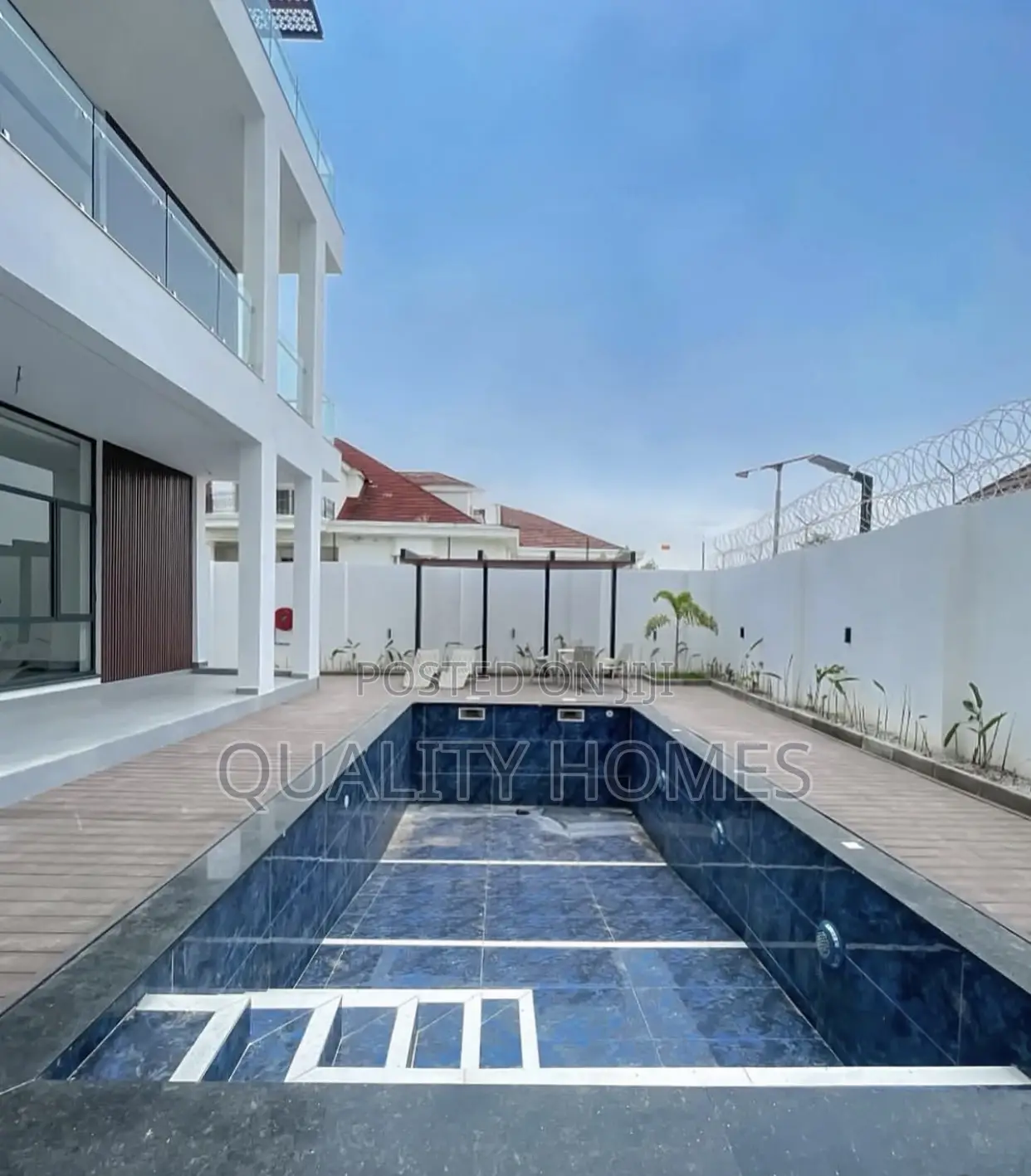 Furnished 8bdrm Duplex in Asokoro Abuja for sale