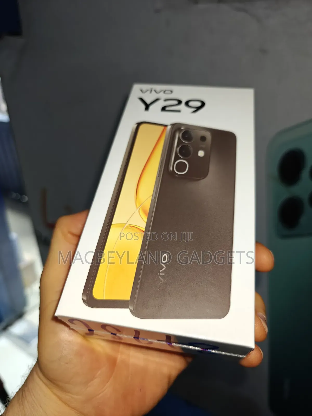 New Vivo Y28 8 GB Black