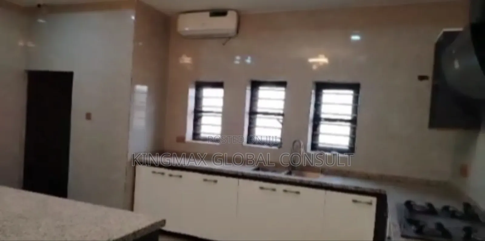 Furnished 5bdrm Duplex in Airport Express Way for sale
